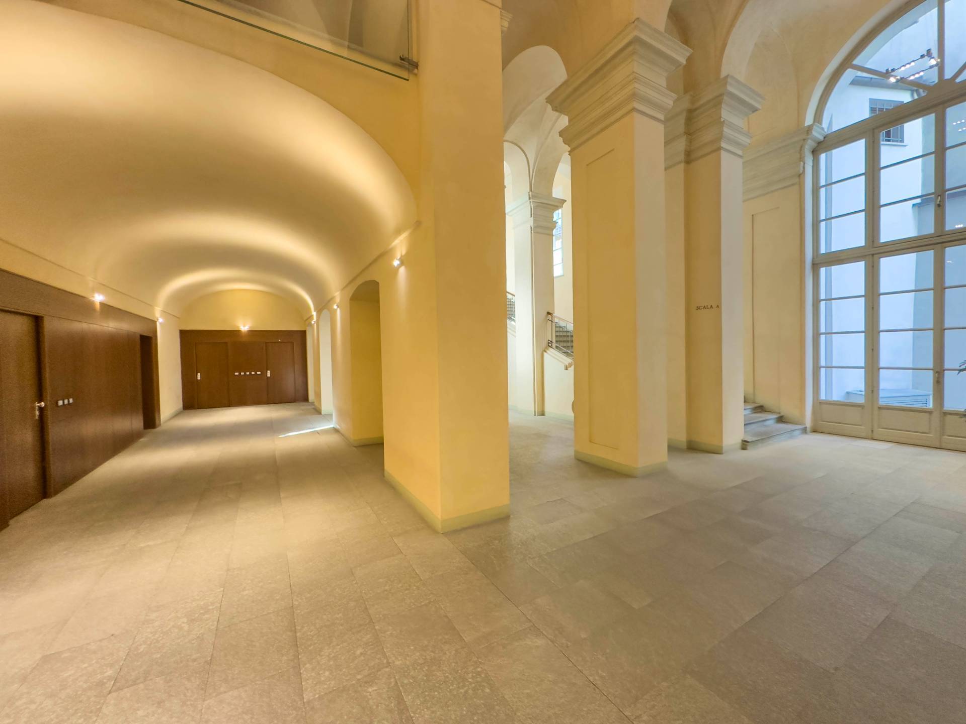 Appartamento in vendita a Torino, Centro Storico