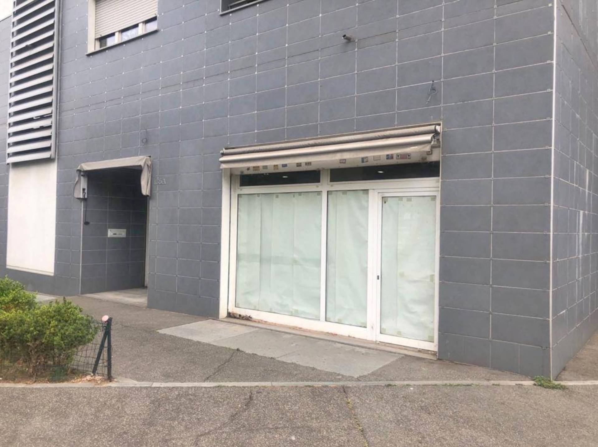 Negozio in vendita a Torino, Lingotto