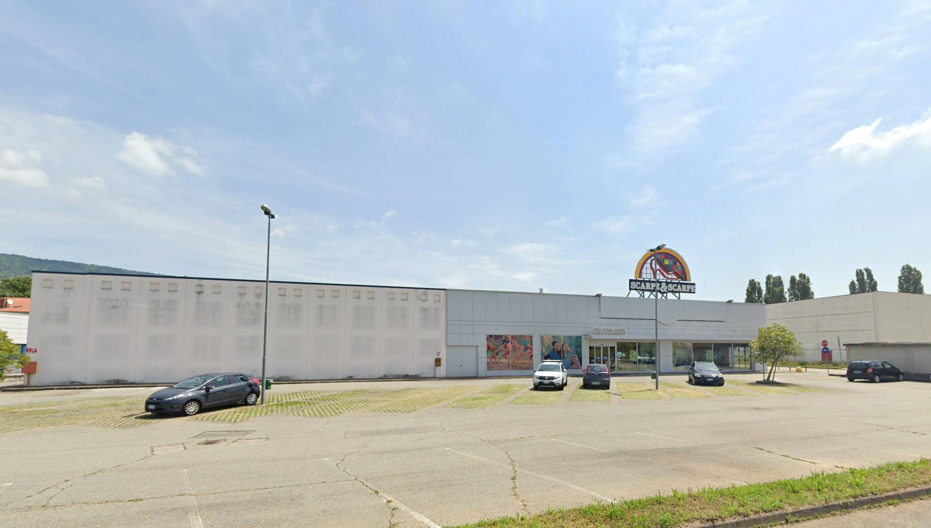 Locale commerciale in vendita a Burolo