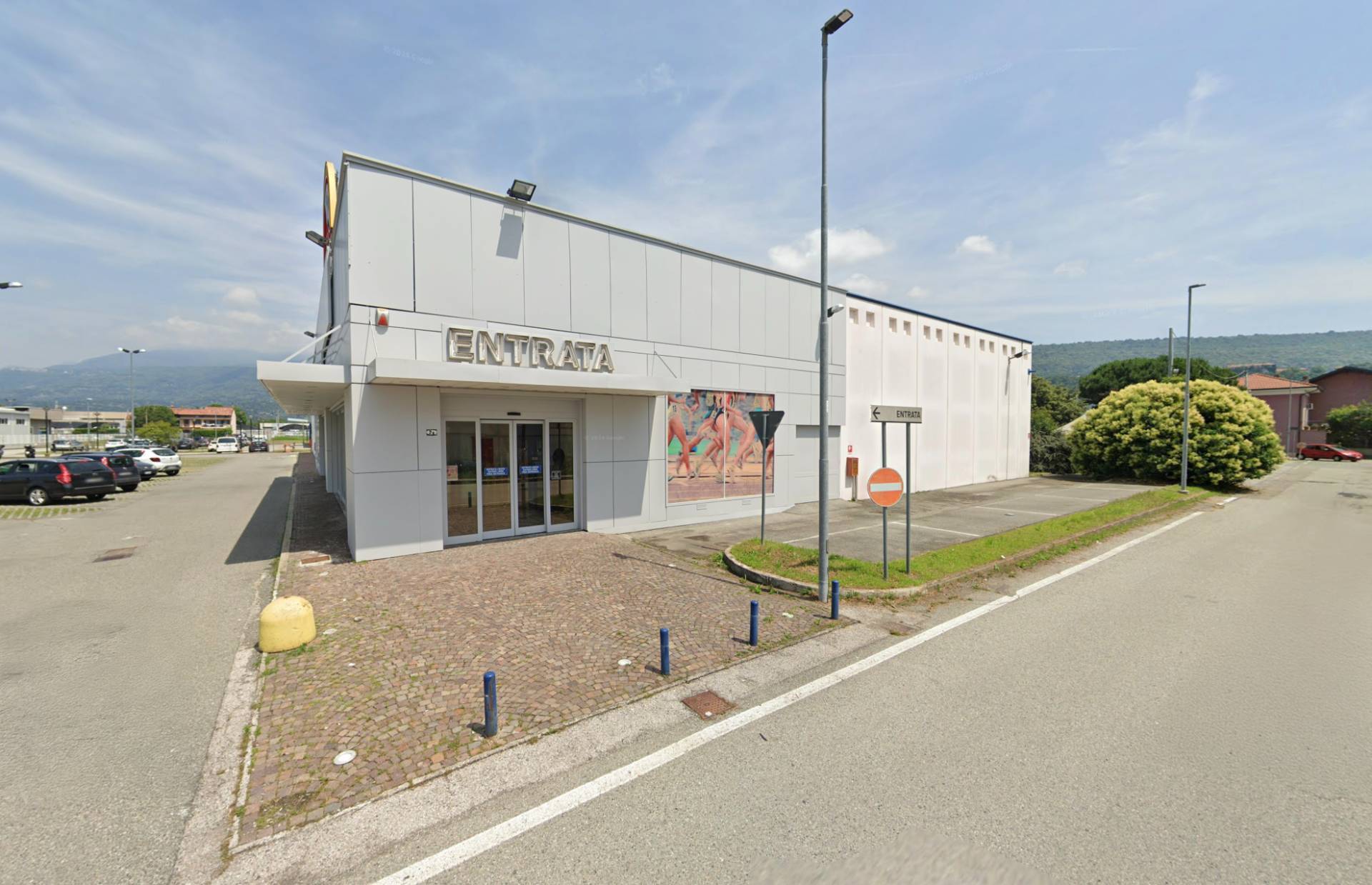 Locale commerciale in vendita a Burolo