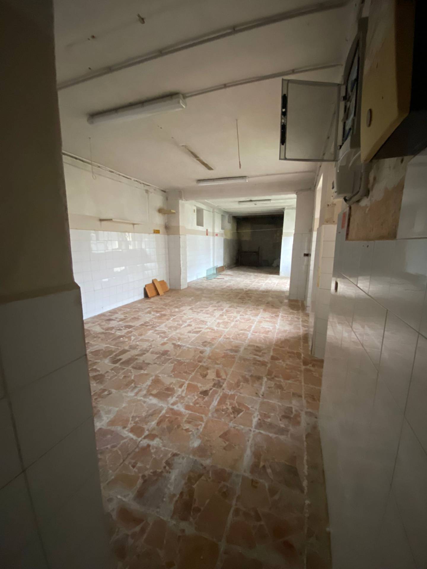 Negozio in affitto a Castellamonte, Centro