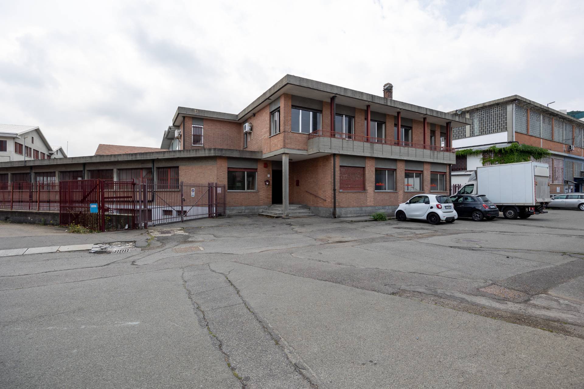 Stabile - Palazzo in vendita a Torino, Vanchiglietta