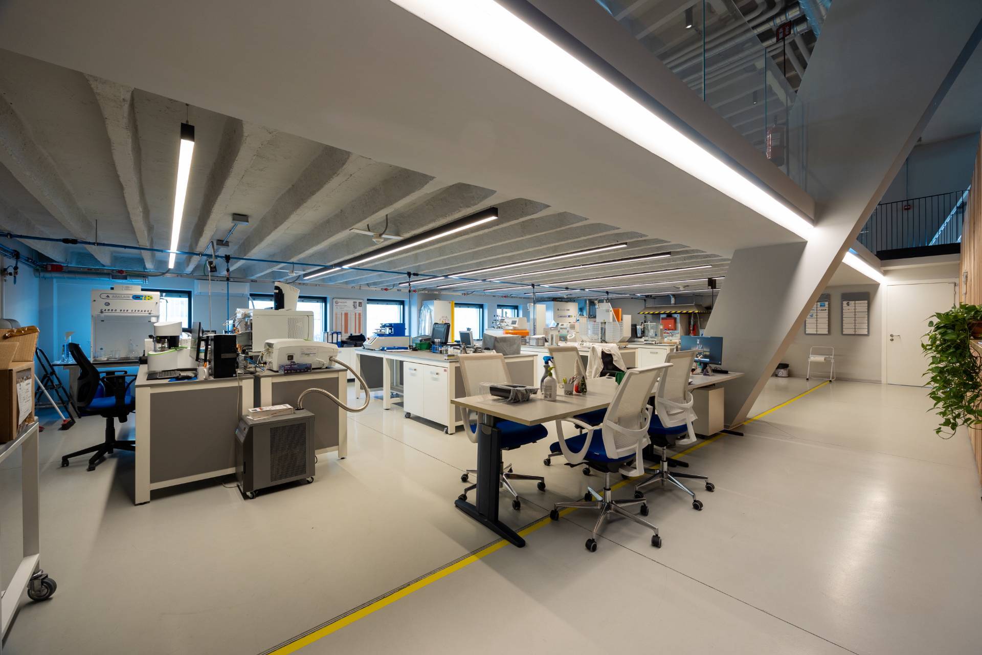 Capannone in vendita a Torino, Mirafiori sud