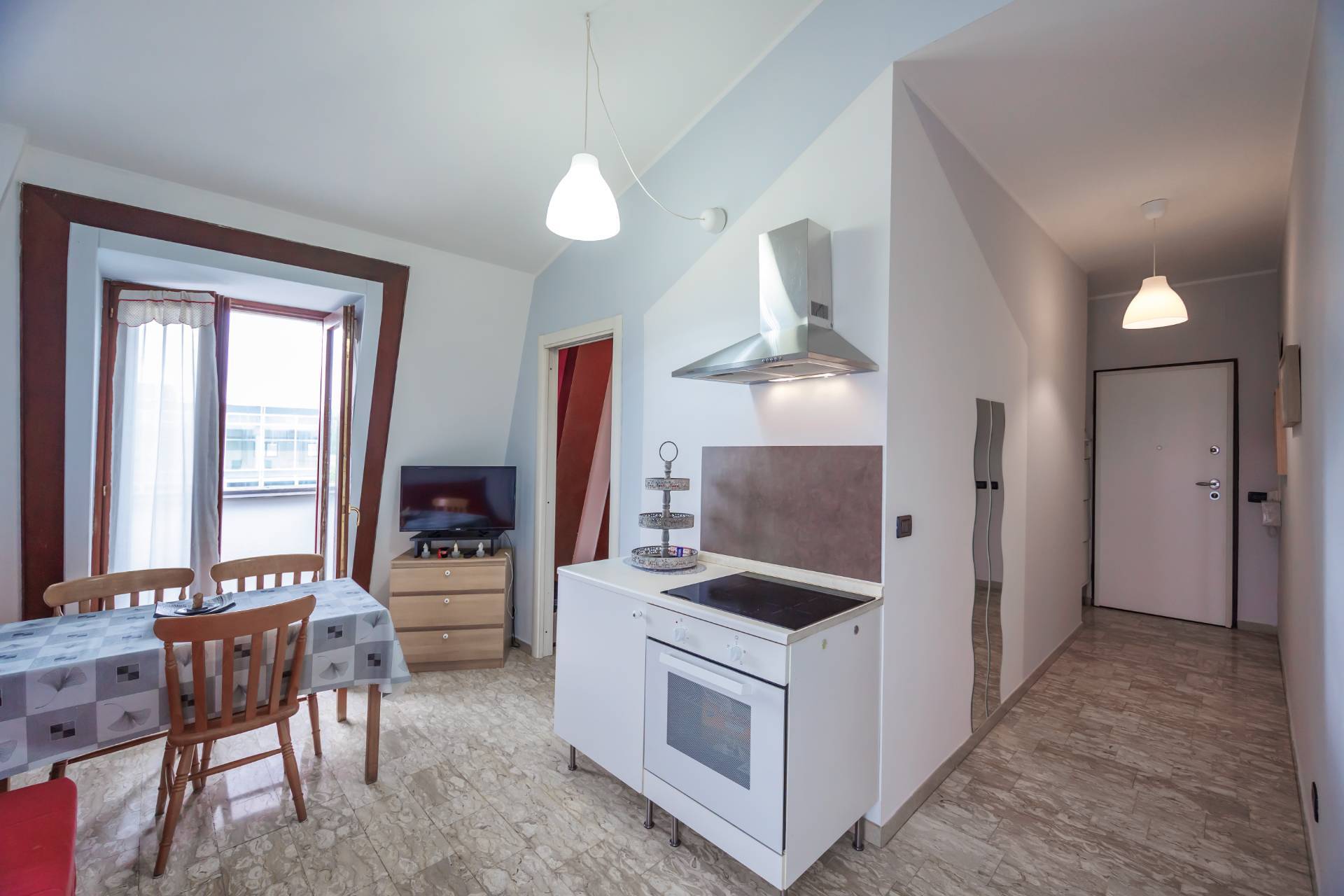 Struttura Ricettiva in vendita a Rosta, Corso Moncenisio