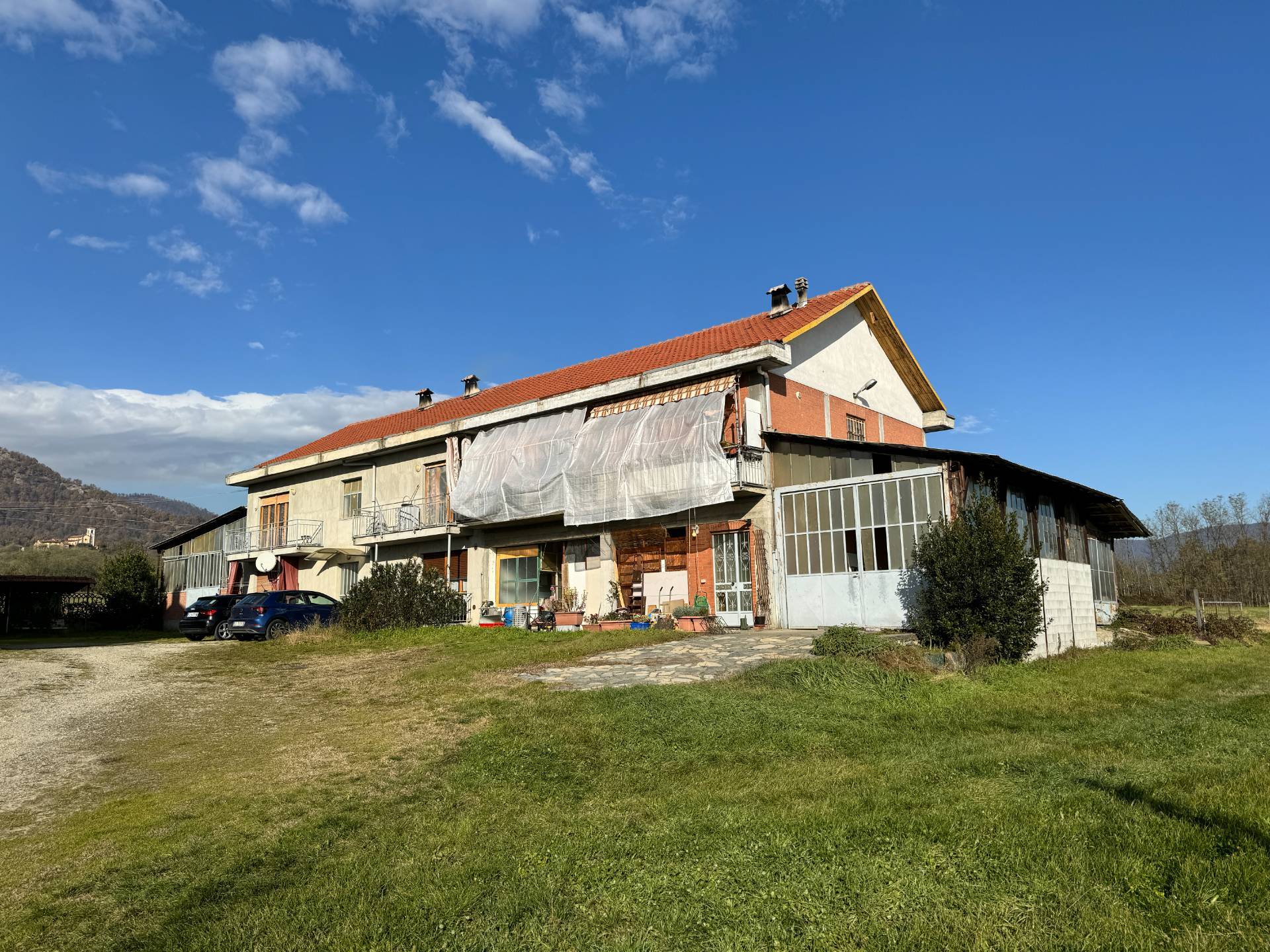 Casale in vendita a Cumiana, Campagna