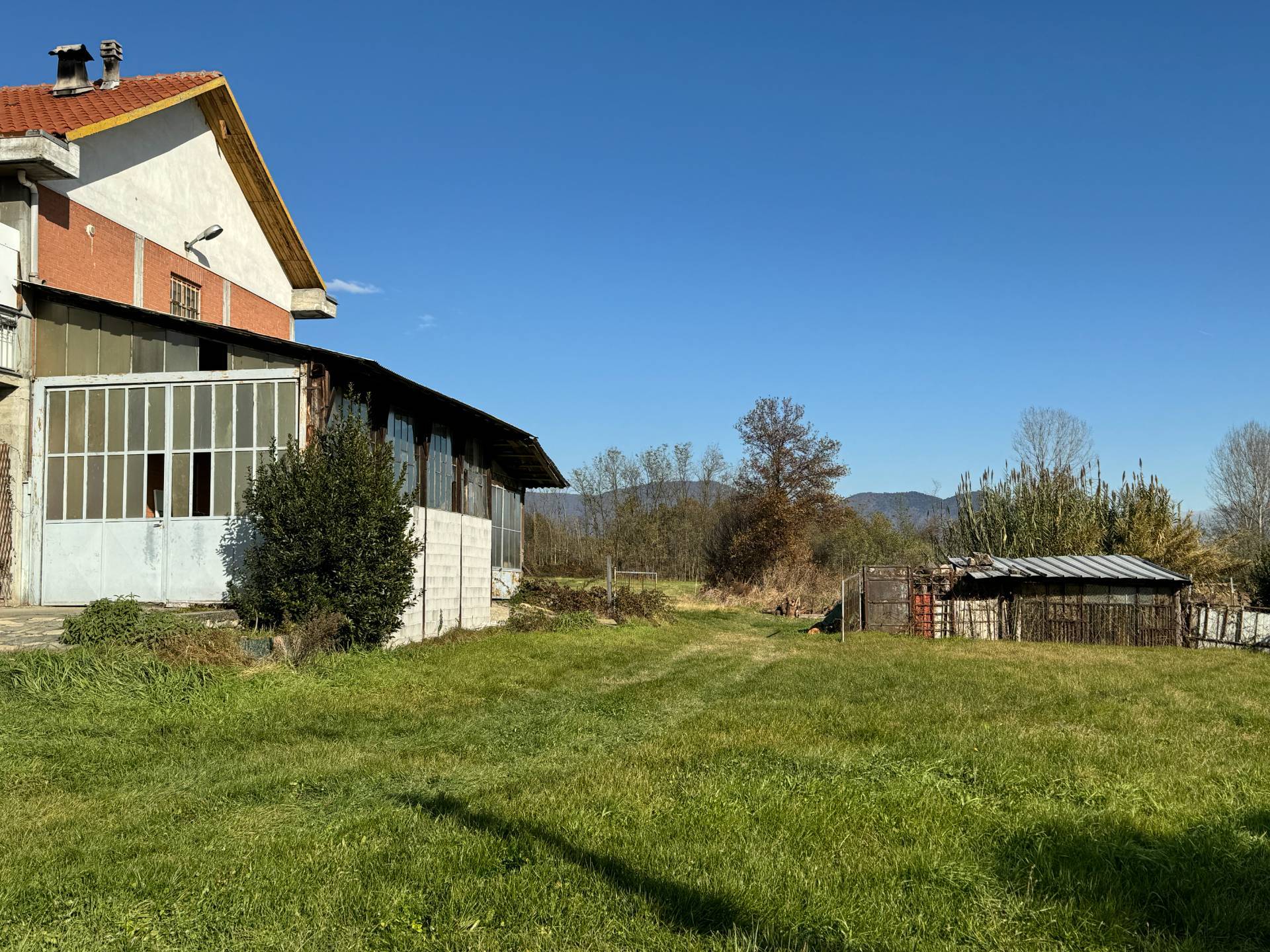 Casale in vendita a Cumiana, Campagna