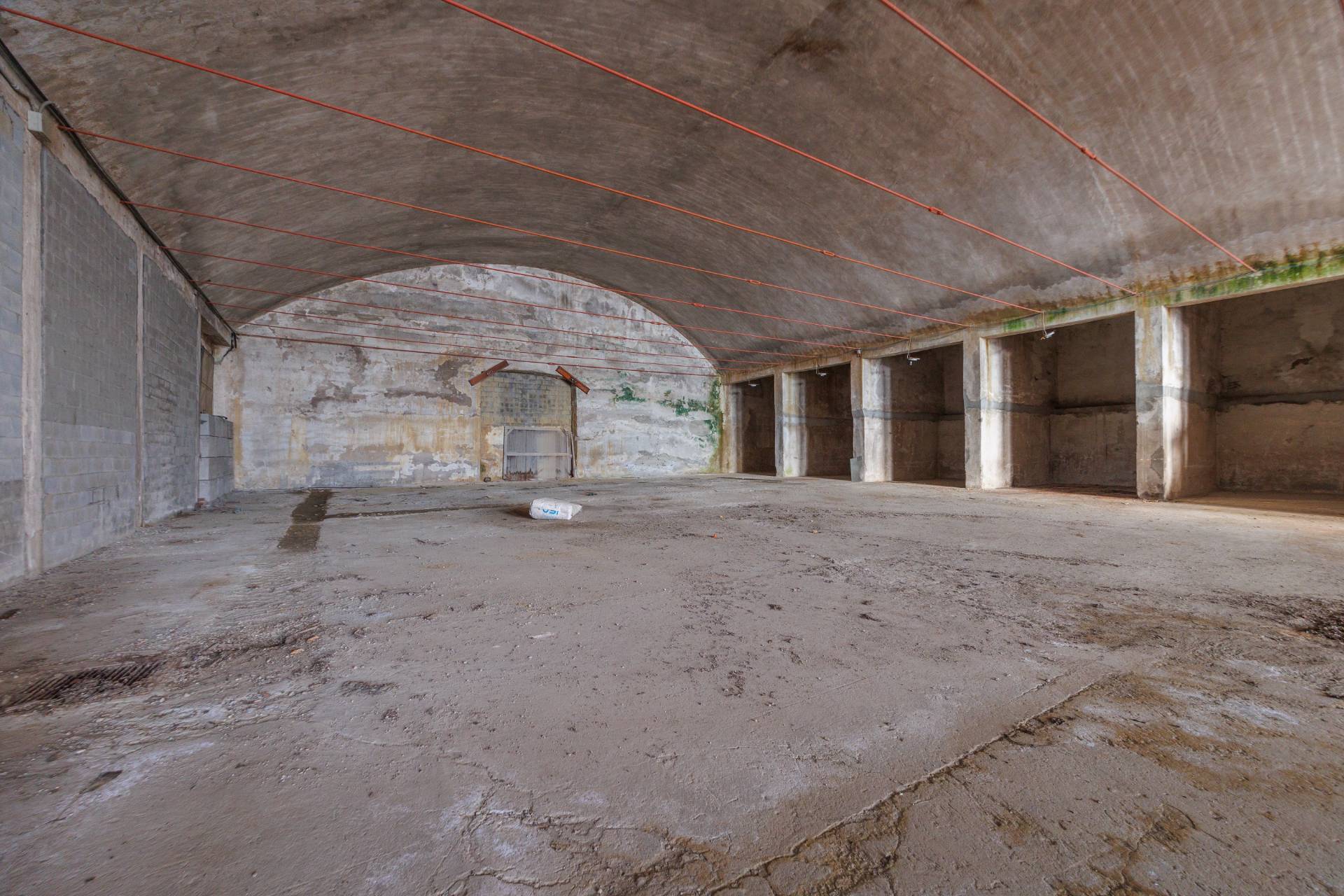 Capannone in vendita a Piov Massaia