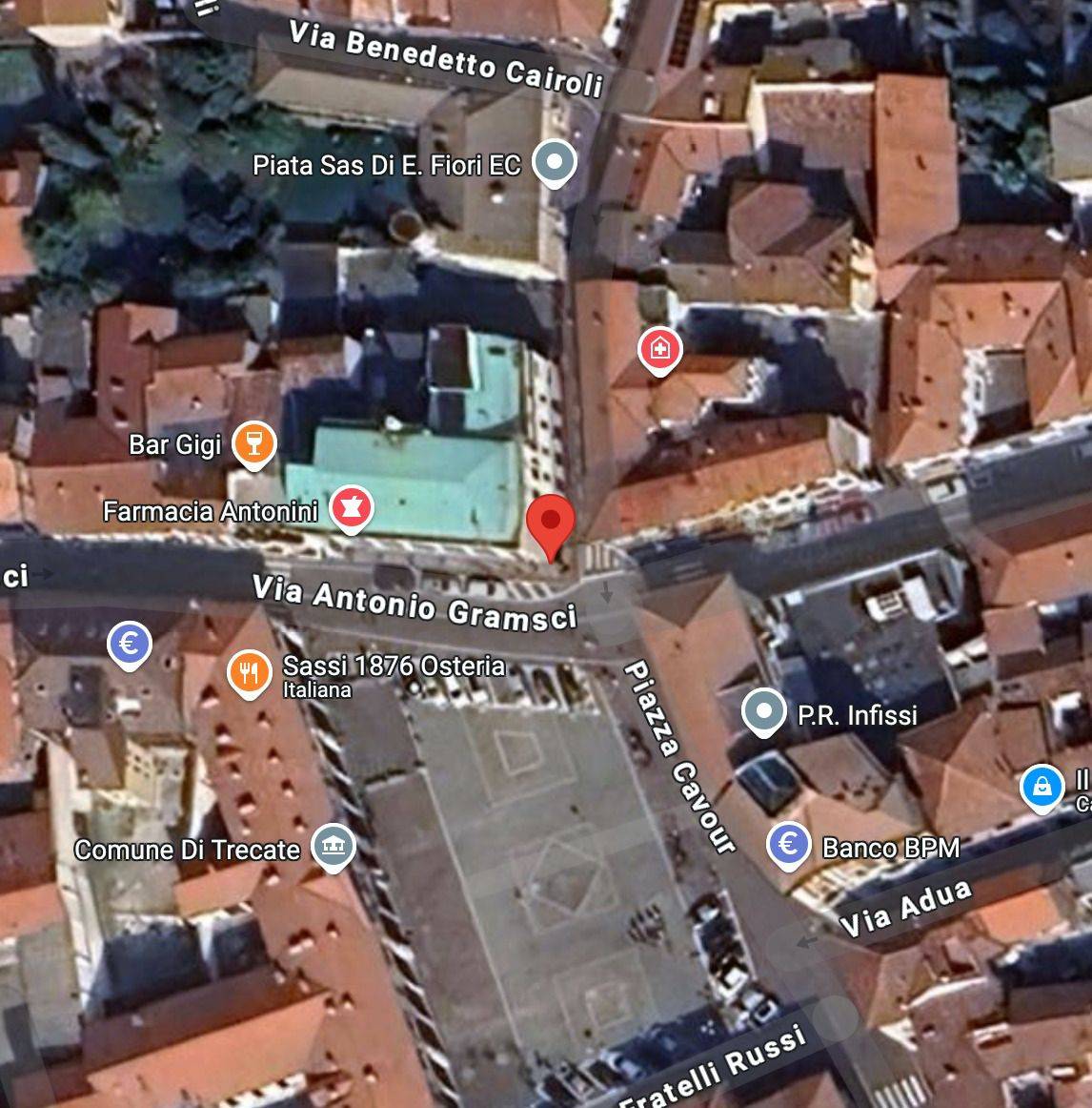 Negozio in vendita a Trecate