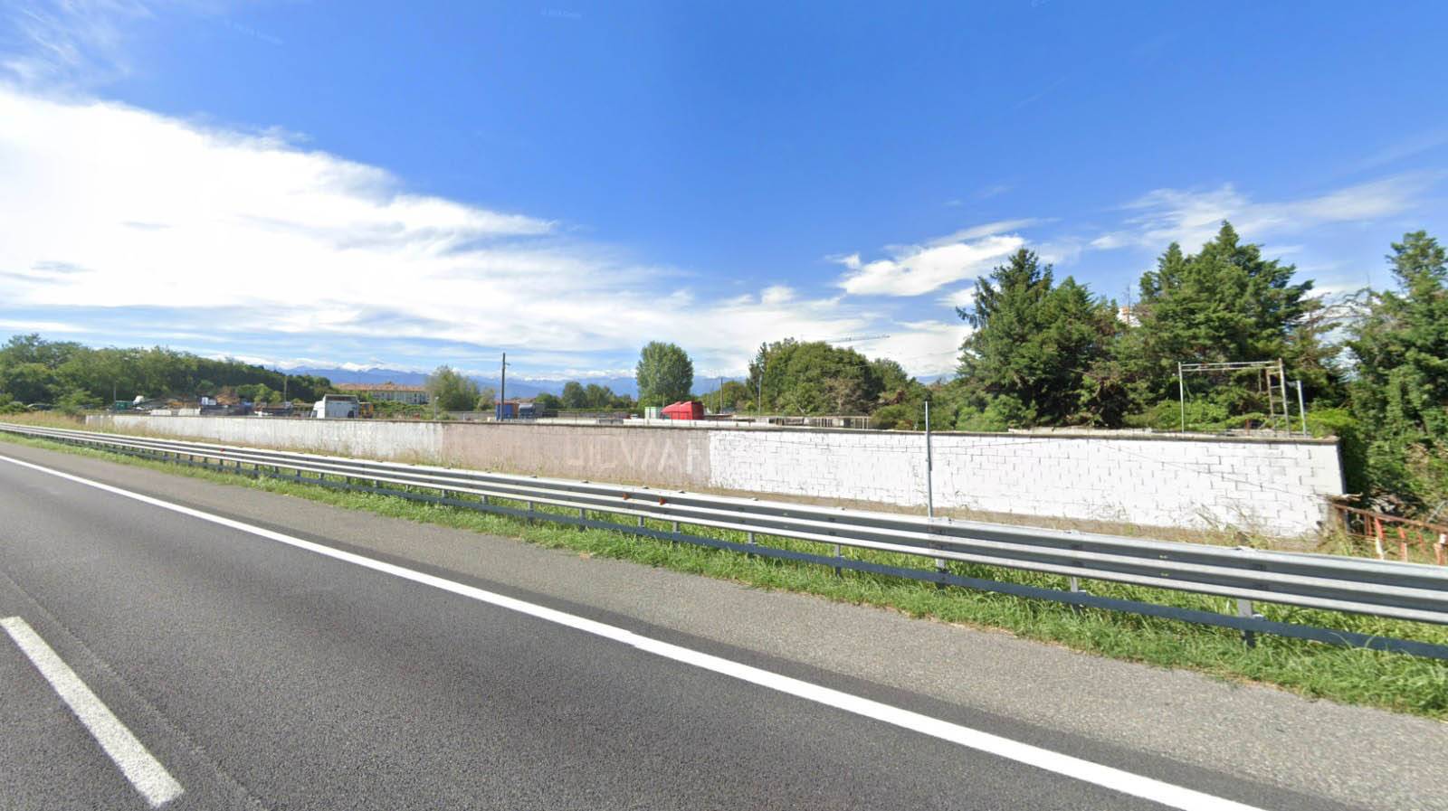 Terreno commerciale in vendita a Torino, Barriera Lanzo - Falchera