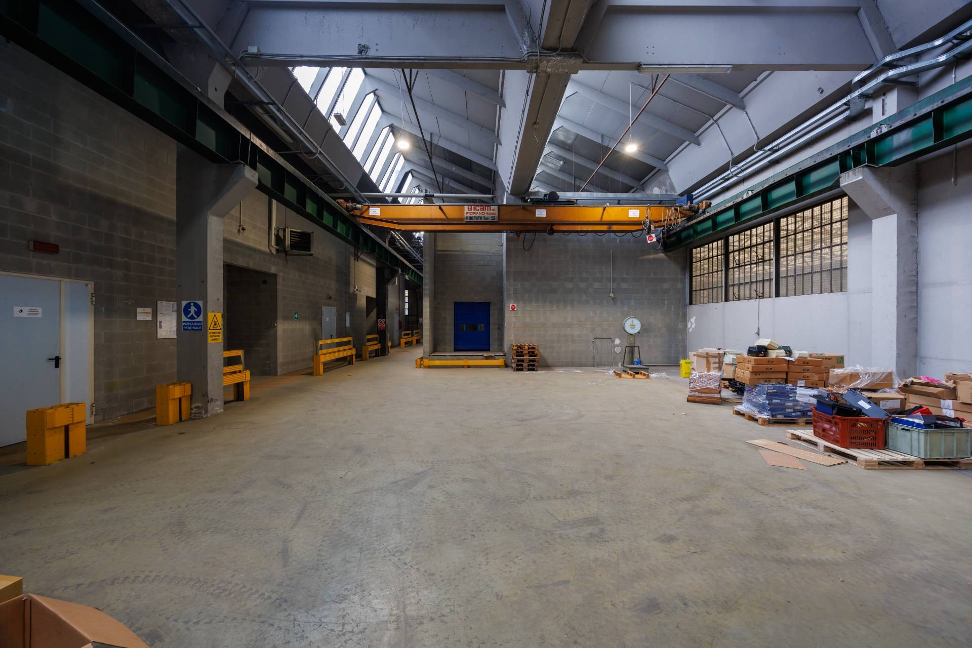 Capannone in vendita a Torino, Mirafiori nord