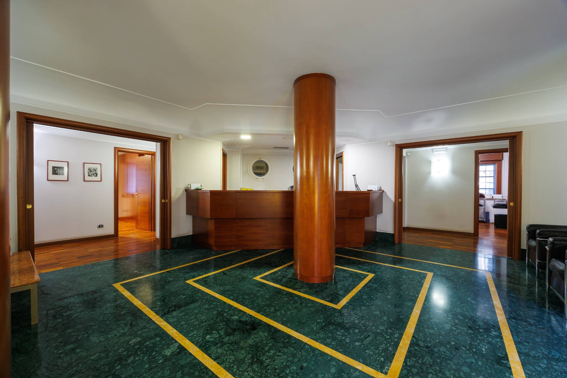 Ufficio in vendita a Torino, Centro