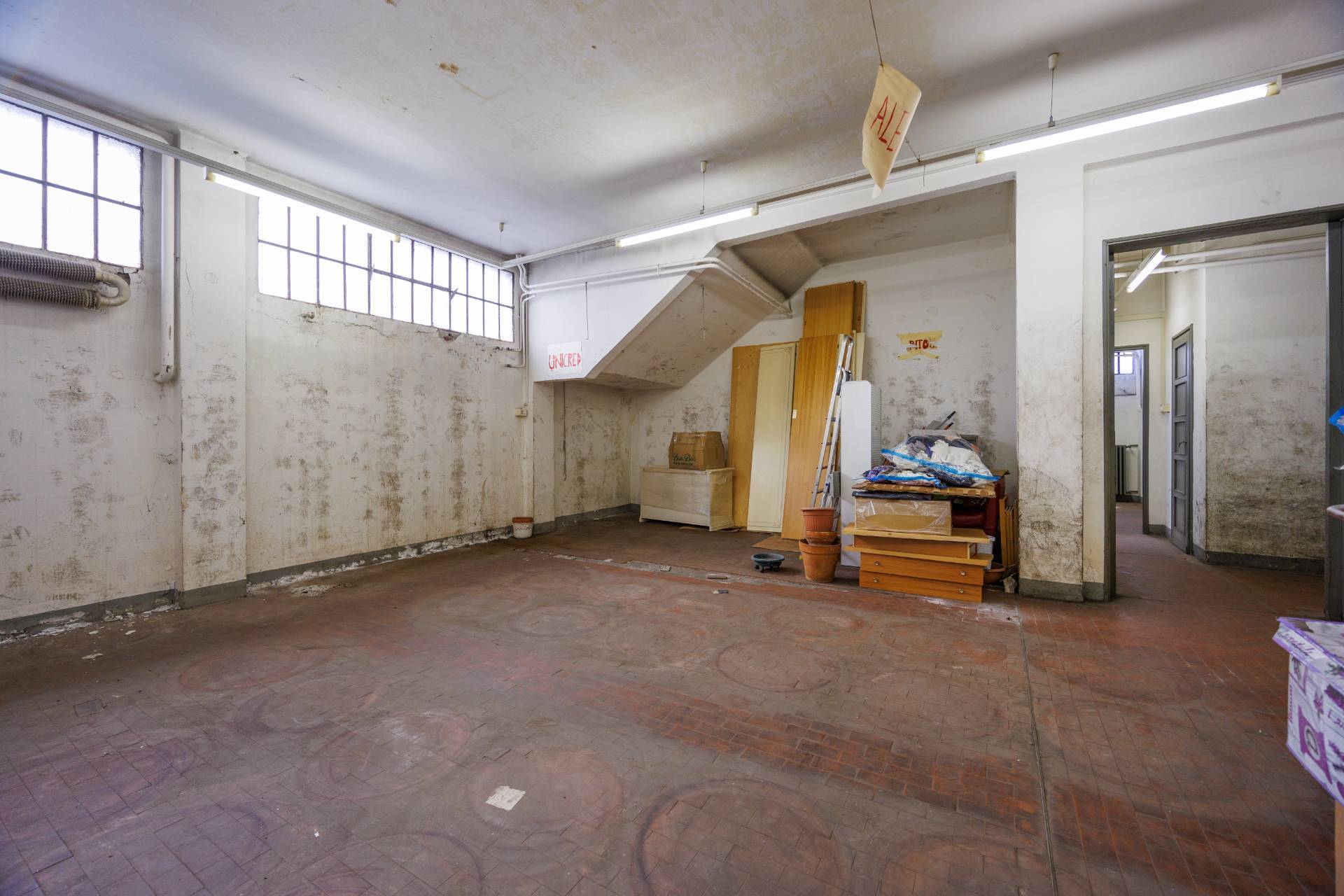 Magazzino in vendita a Torino, Cavoretto - Pilonetto