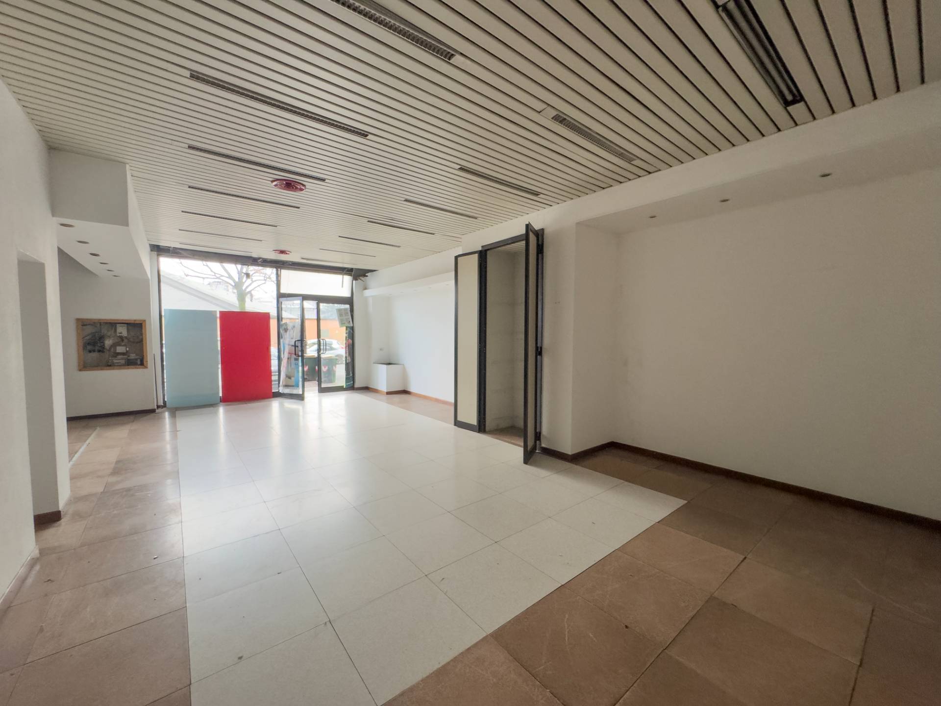 Negozio in vendita a Torino, Pozzo Strada