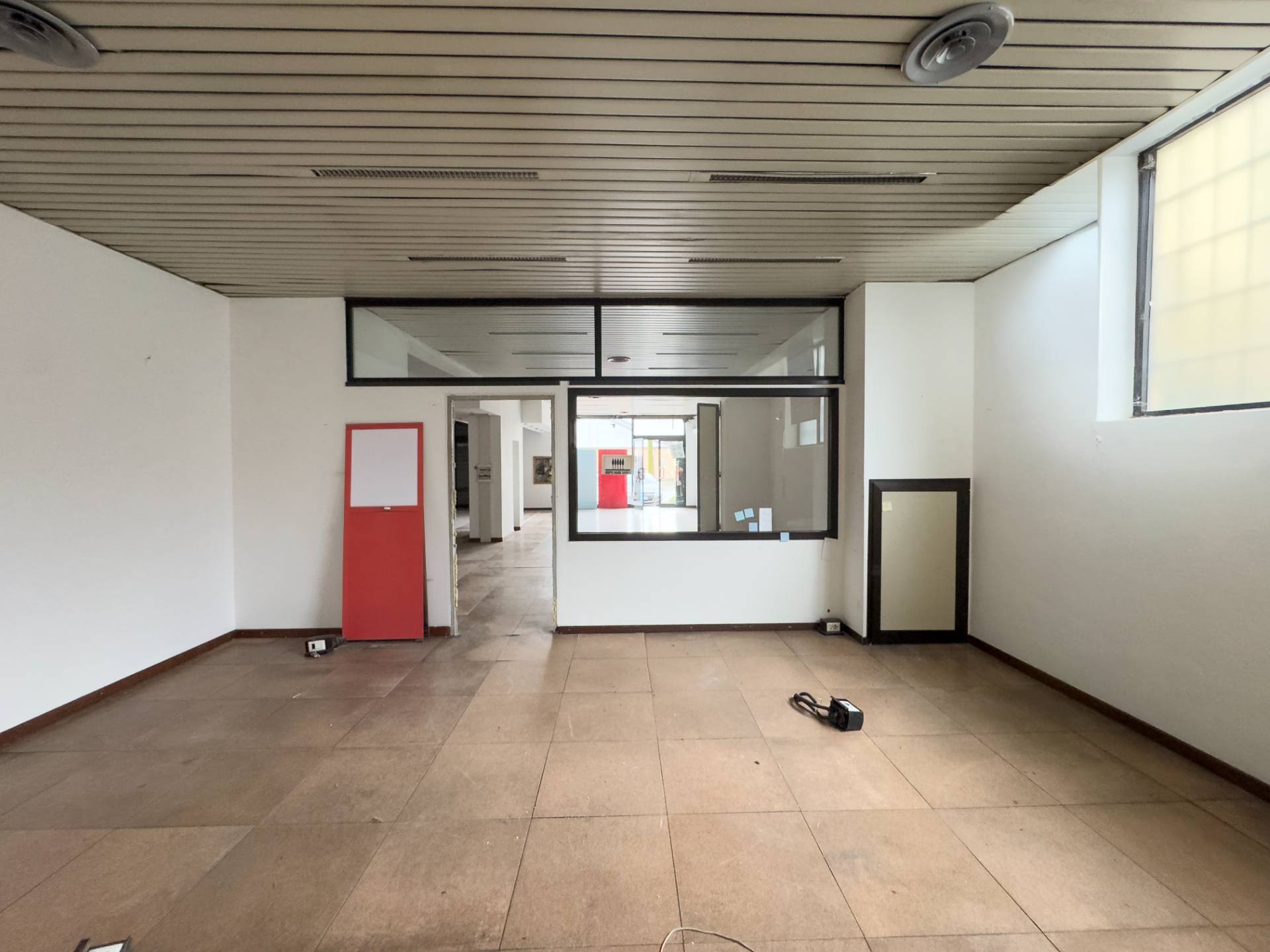 Negozio in vendita a Torino, Pozzo Strada