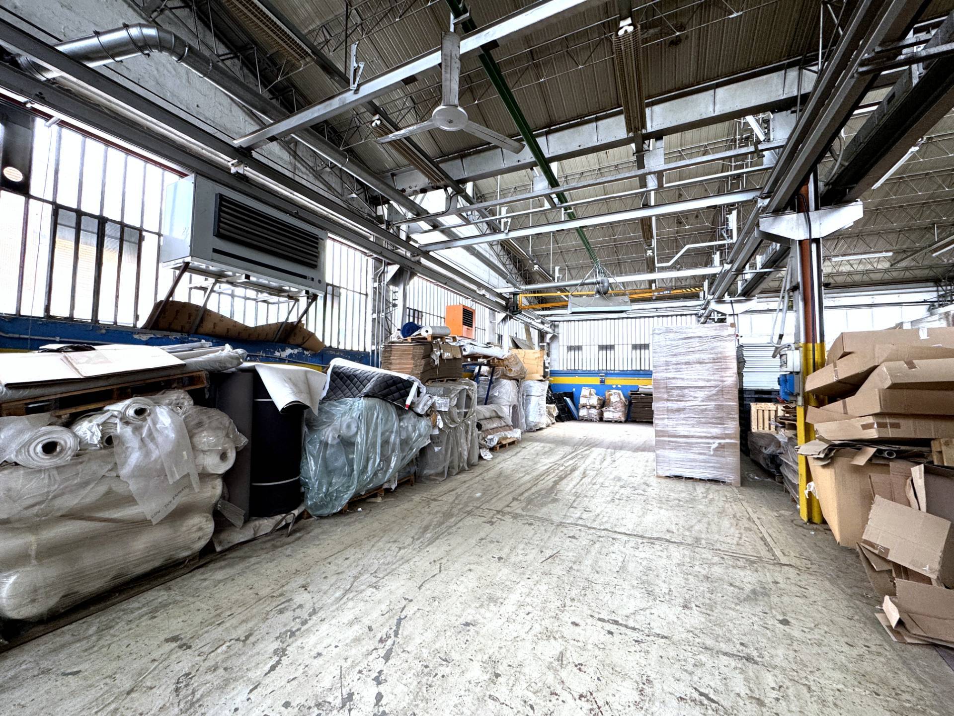 Capannone in vendita a Grugliasco