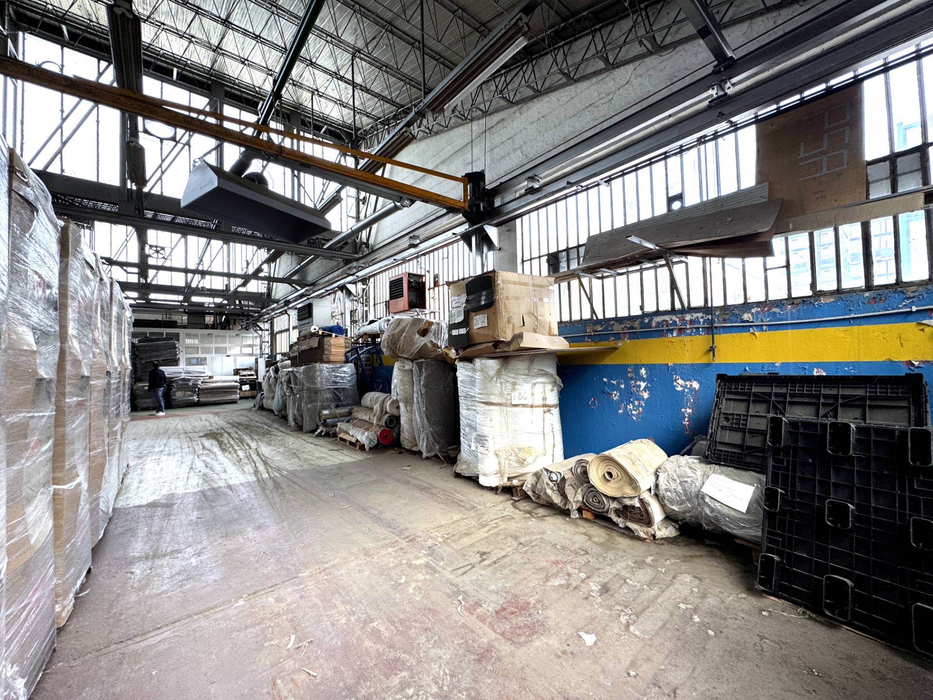 Capannone in vendita a Grugliasco