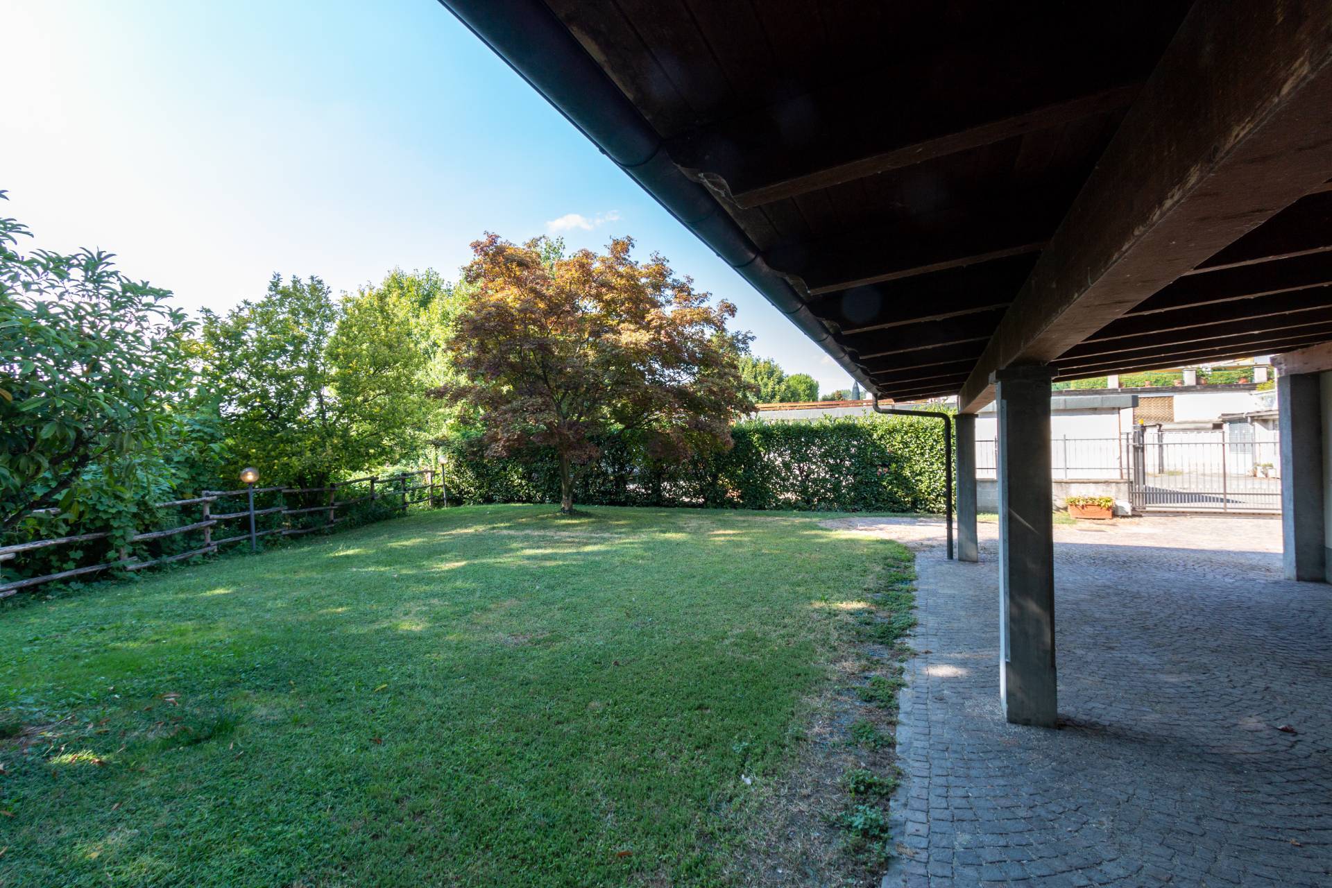 Villa in vendita a Moncalieri, Centrale