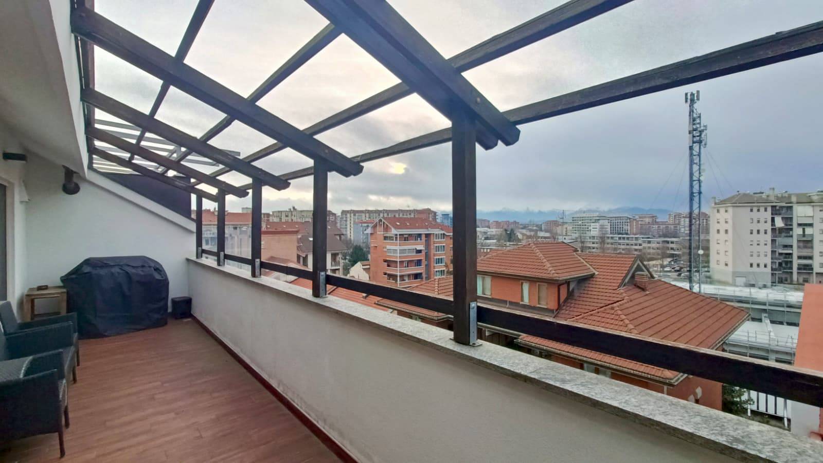 Attico in affitto a Torino, Santa Rita