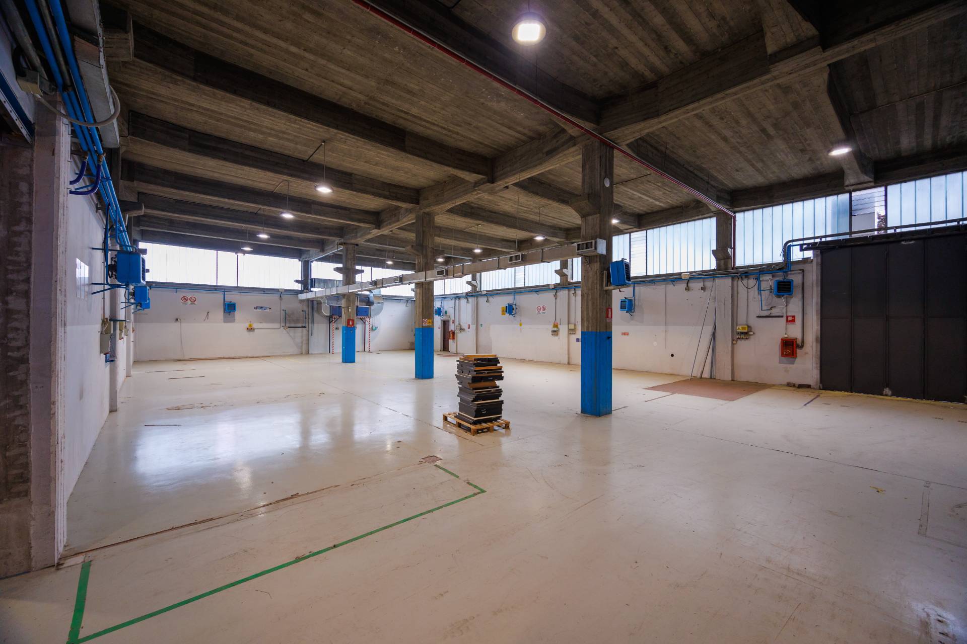 Capannone in vendita a Rivoli