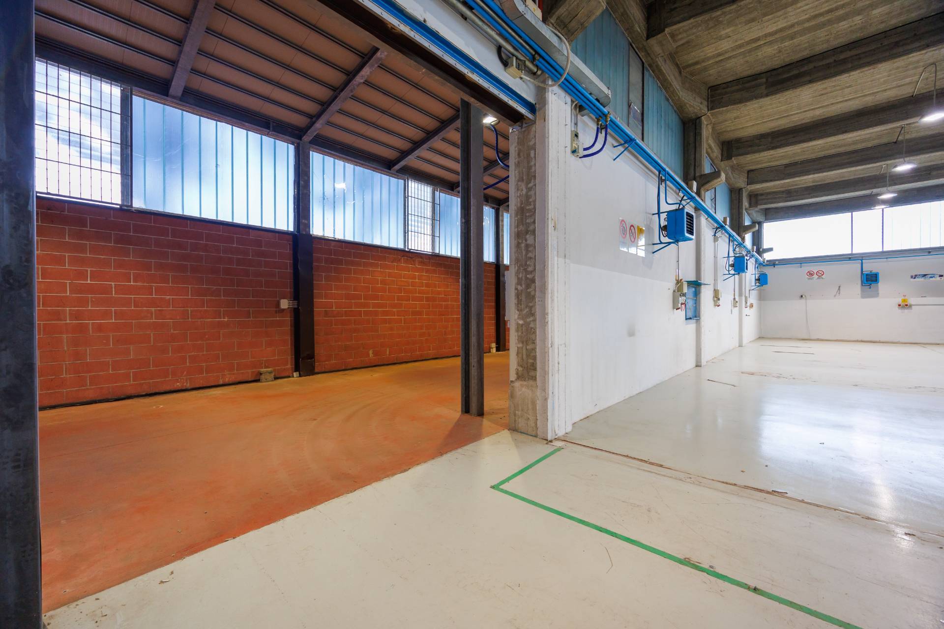 Capannone in vendita a Rivoli