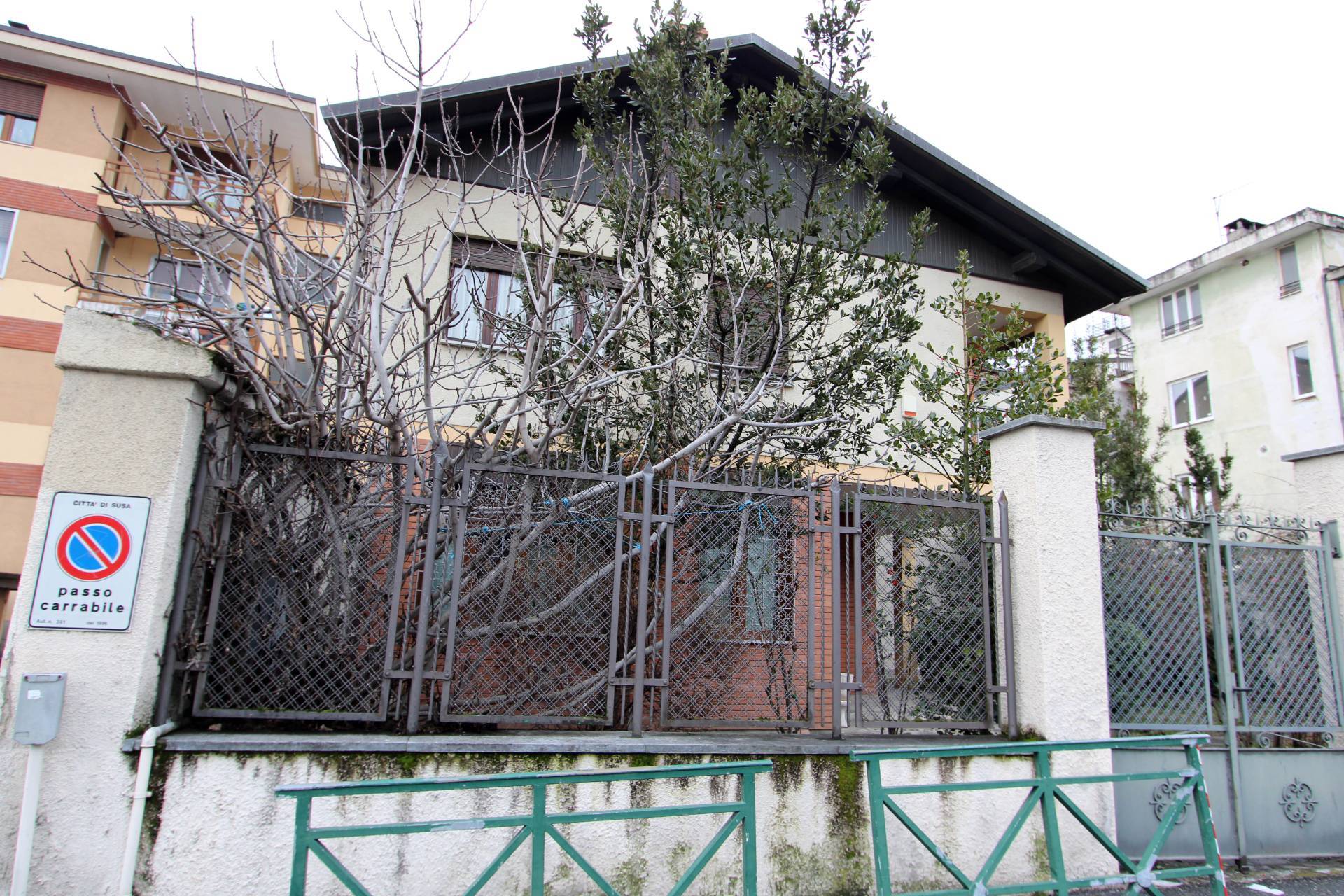 Casa indipendente in vendita a Susa, Centrale