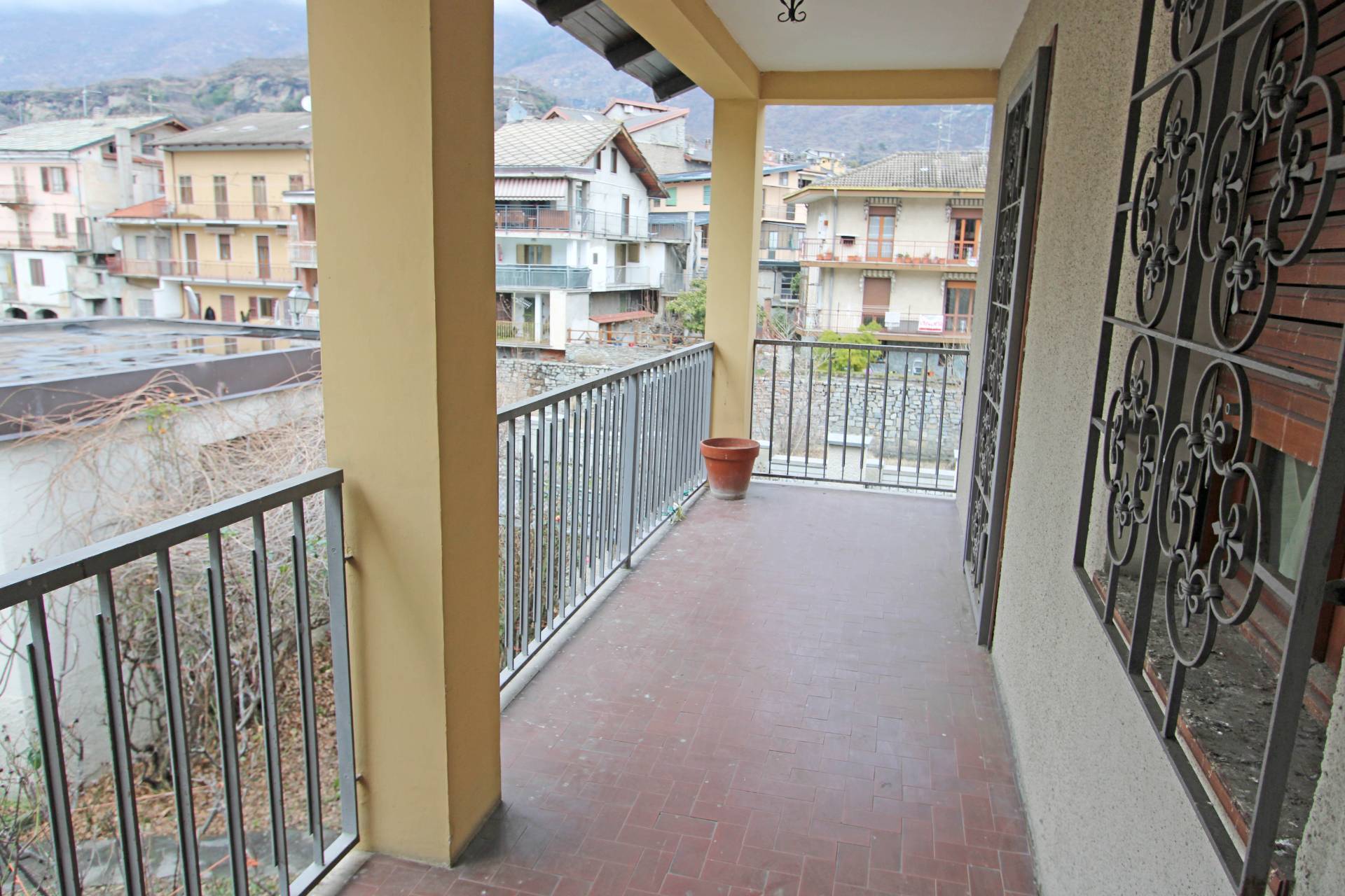 Casa indipendente in vendita a Susa, Centrale