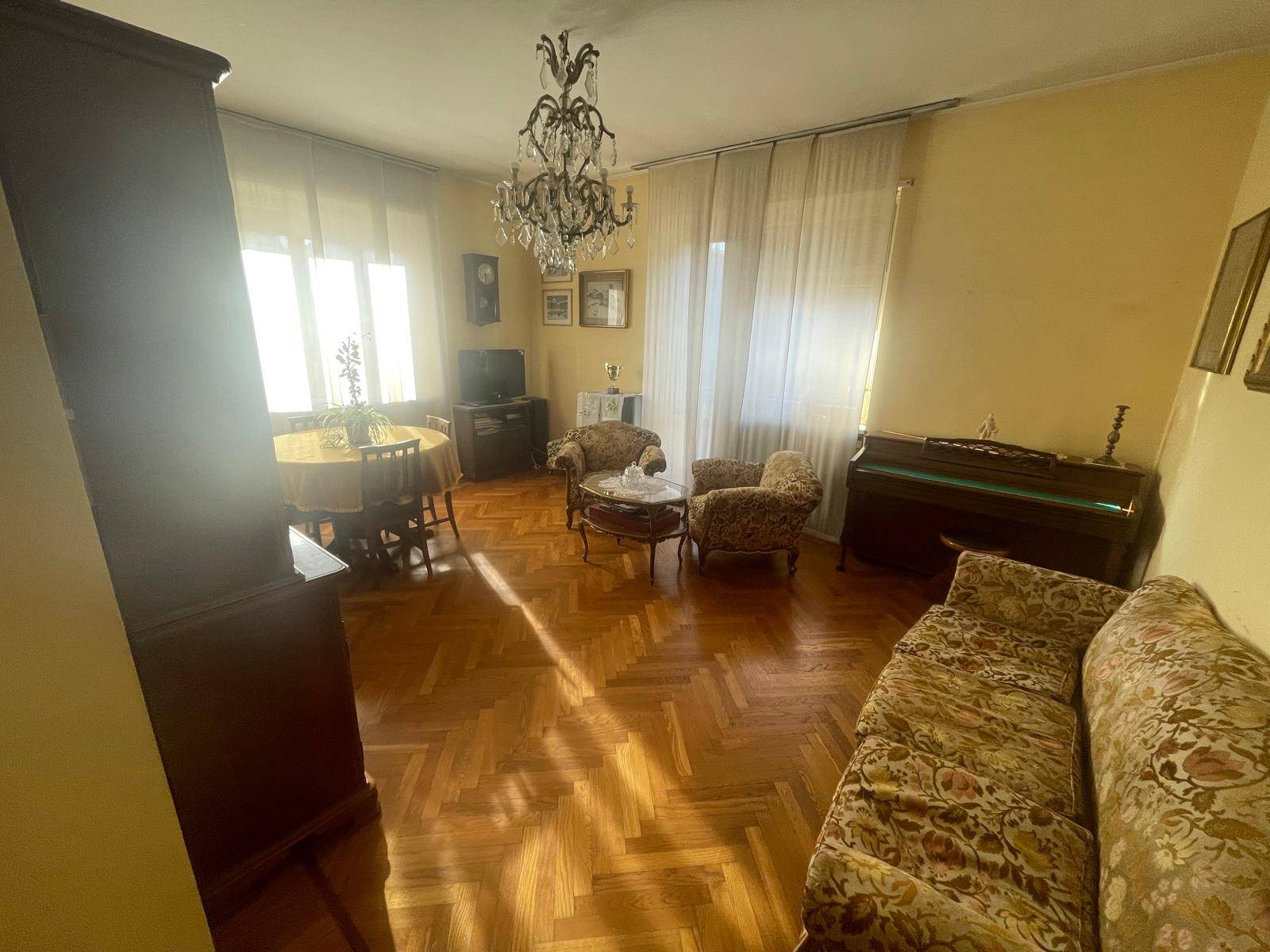 Appartamento in vendita a Torino, San Secondo