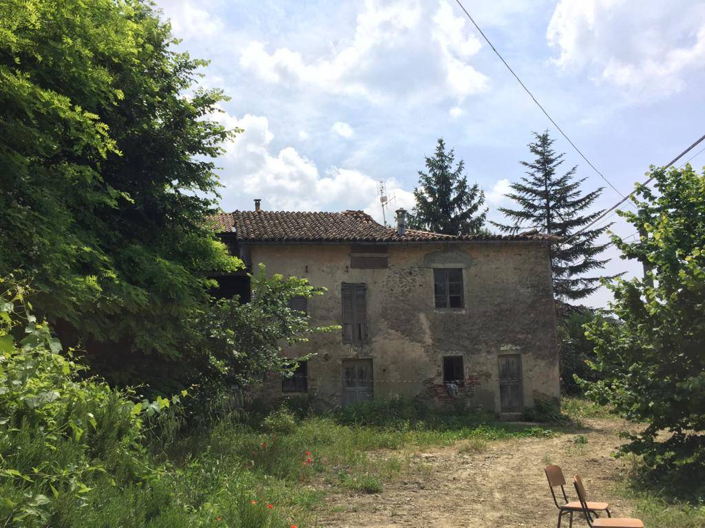 Rustico in vendita a Cassinasco, Collinare