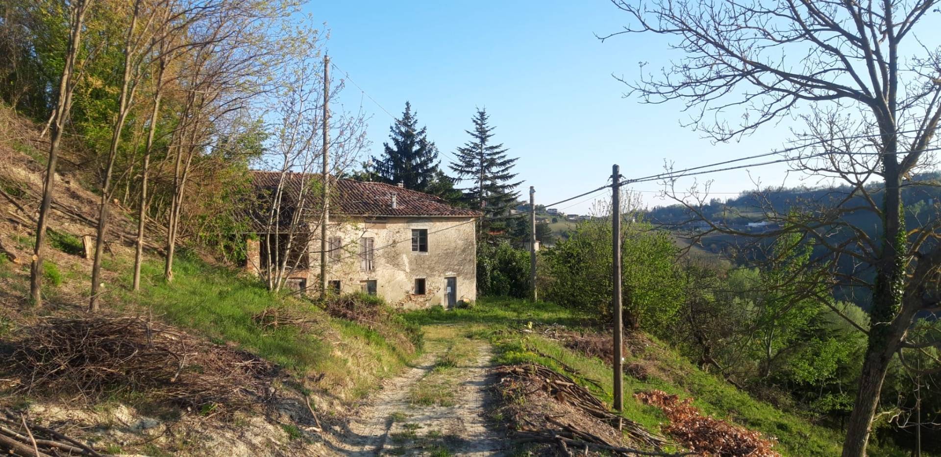 Rustico in vendita a Cassinasco, Collinare