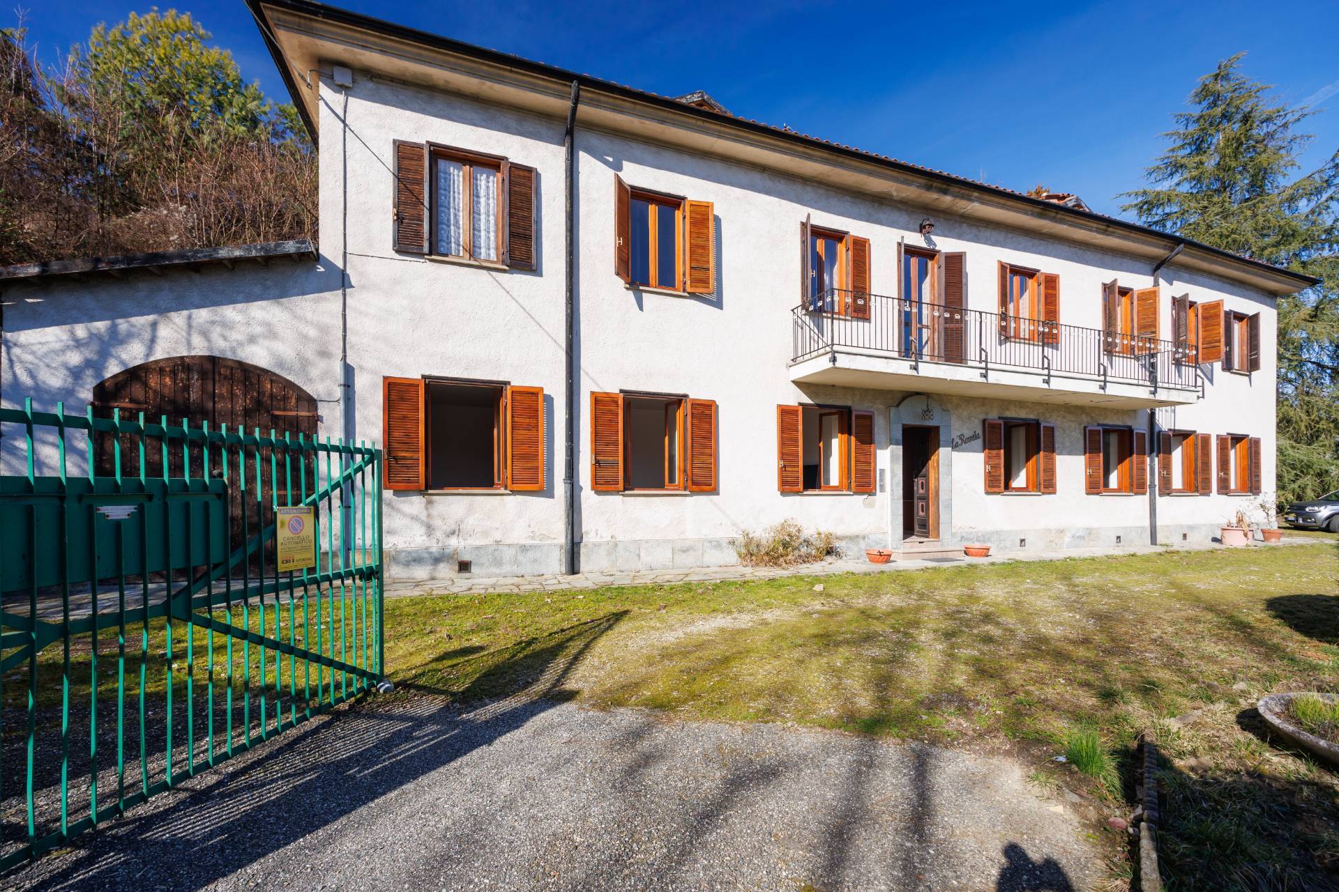 Casa indipendente in vendita a Torino, Collina