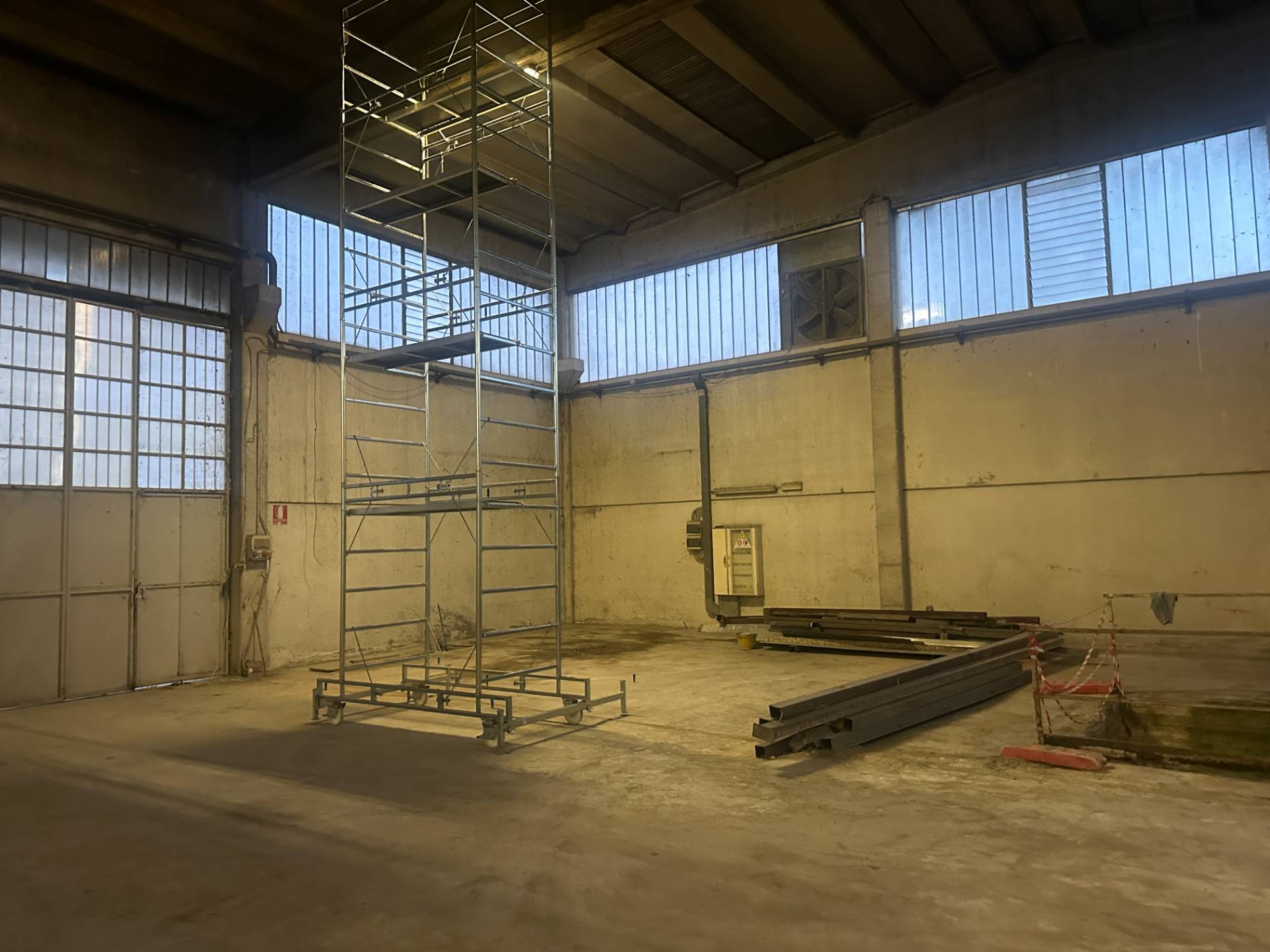 Capannone in affitto a Collegno