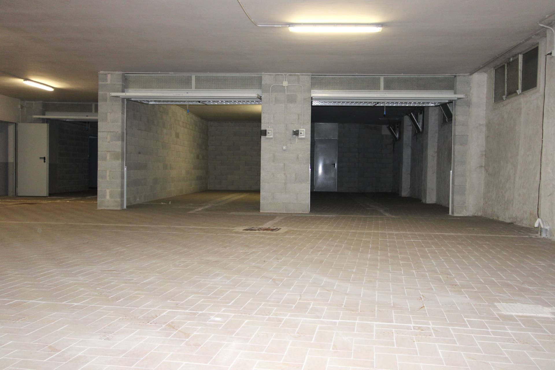 Box o garage in vendita a Chivasso