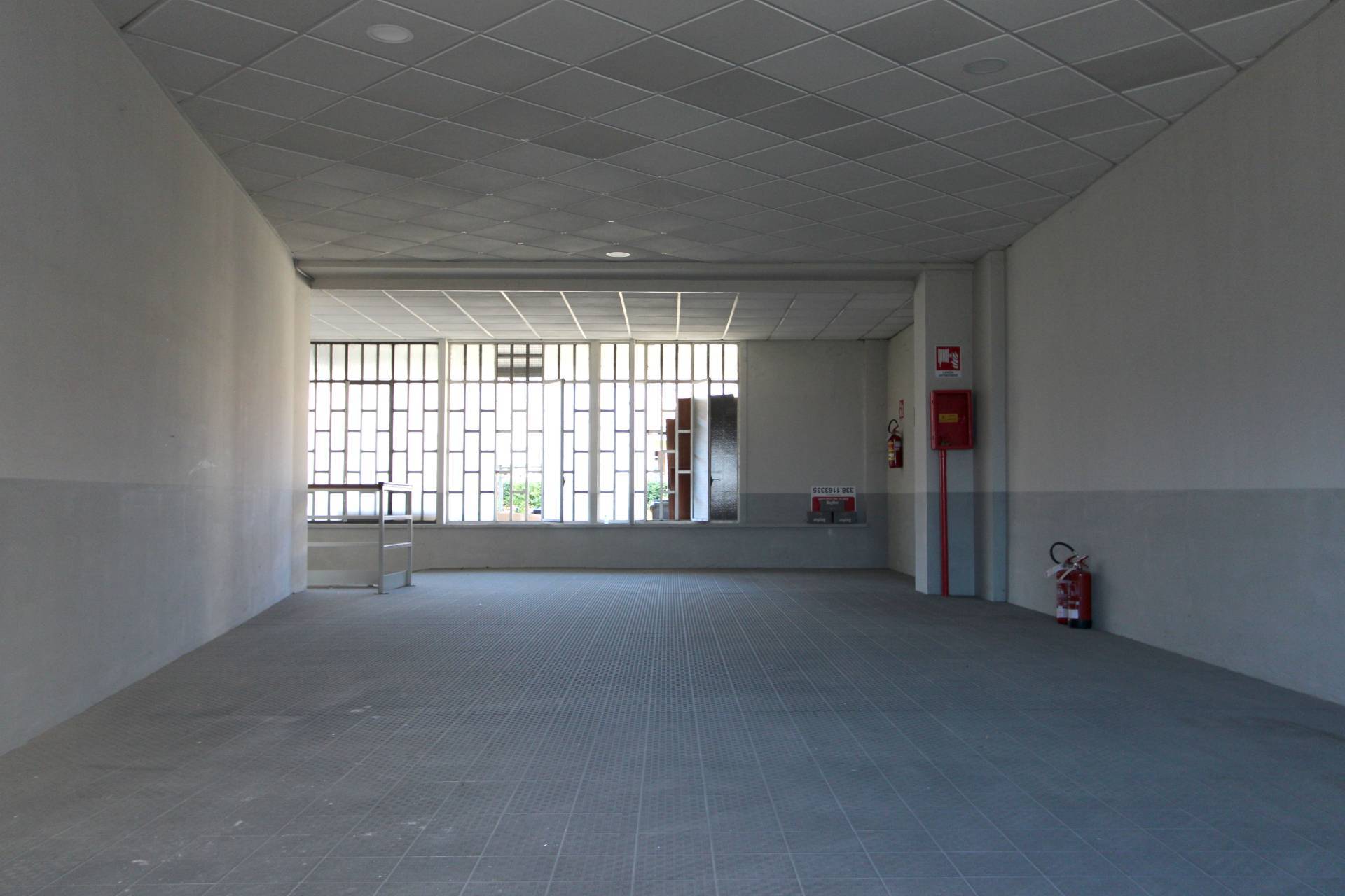 Magazzino in vendita a Chivasso