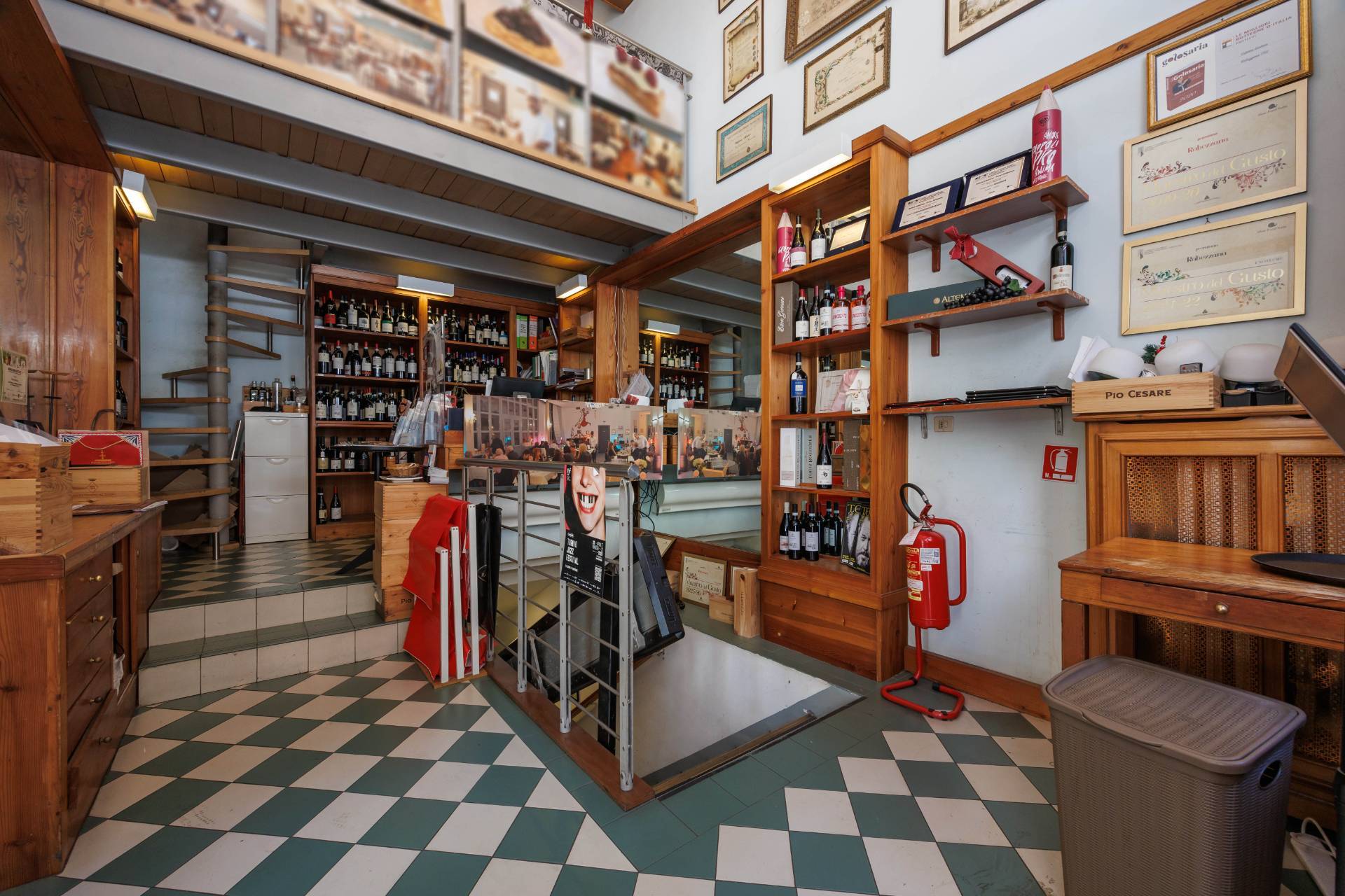 Negozio in vendita a Torino, Centro