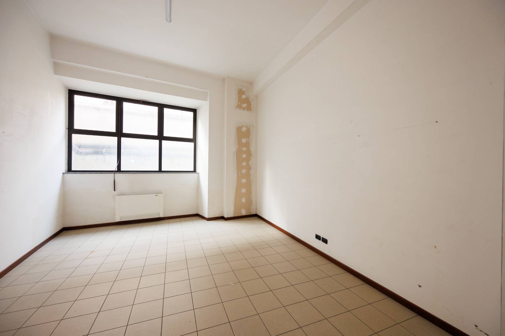 Ufficio in vendita a Torino, San Salvario