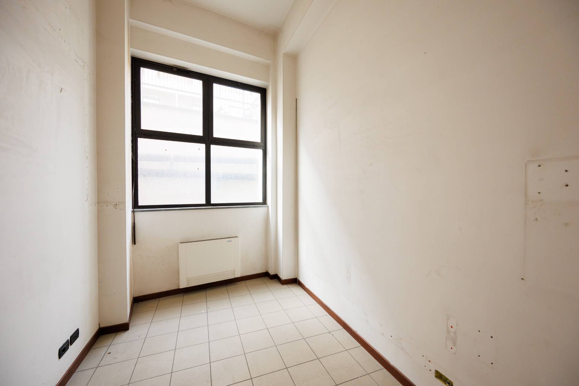 Ufficio in vendita a Torino, San Salvario