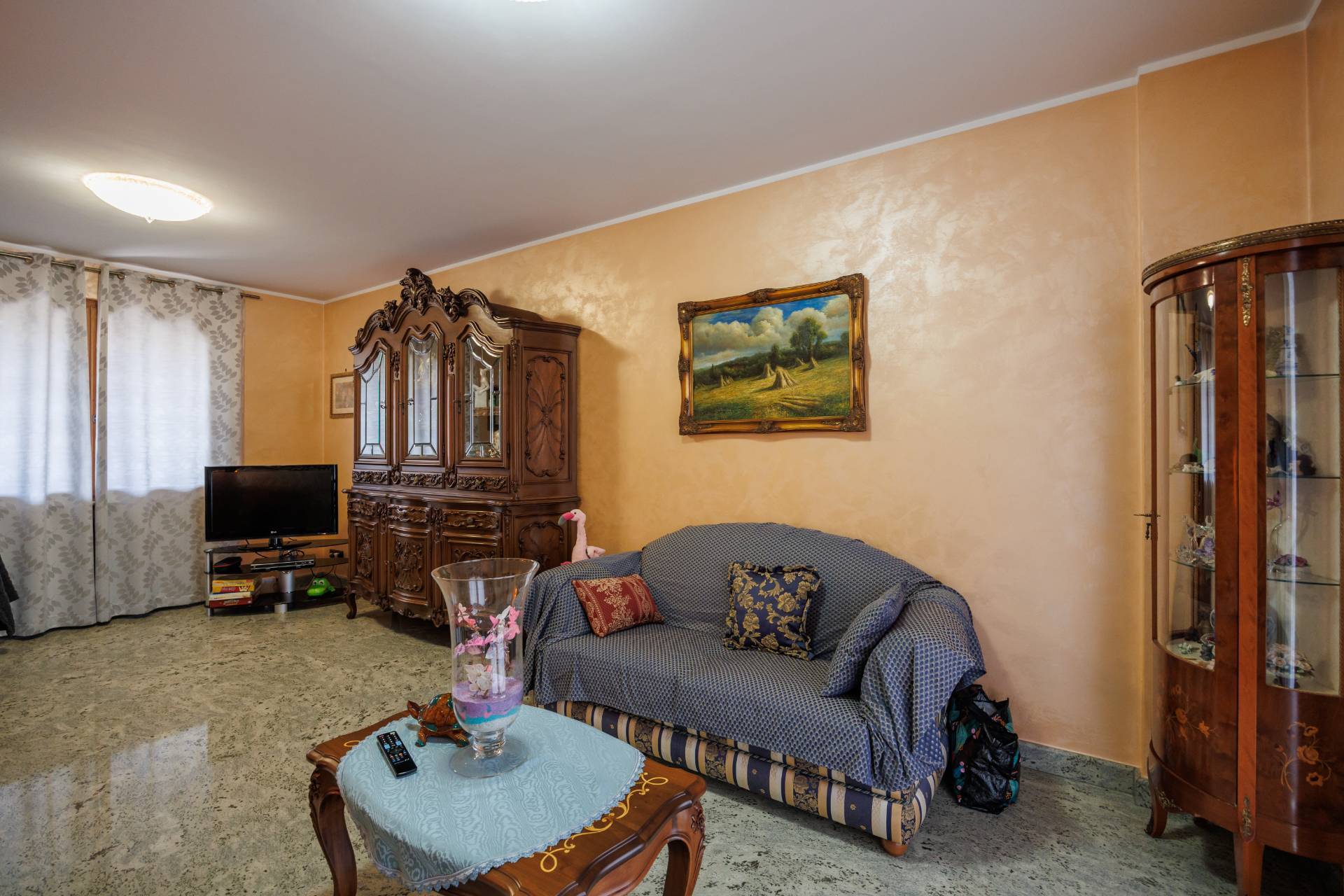 Villa in vendita a La Loggia