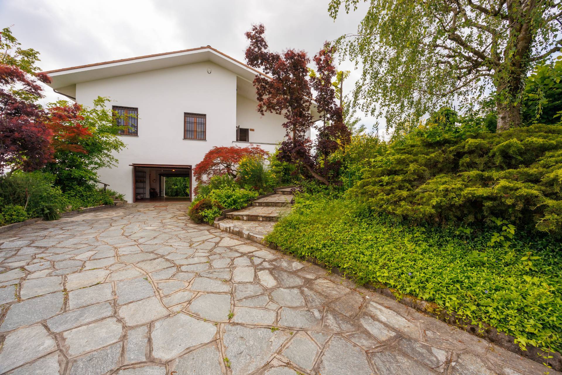 Villa in vendita a Monteu Roero