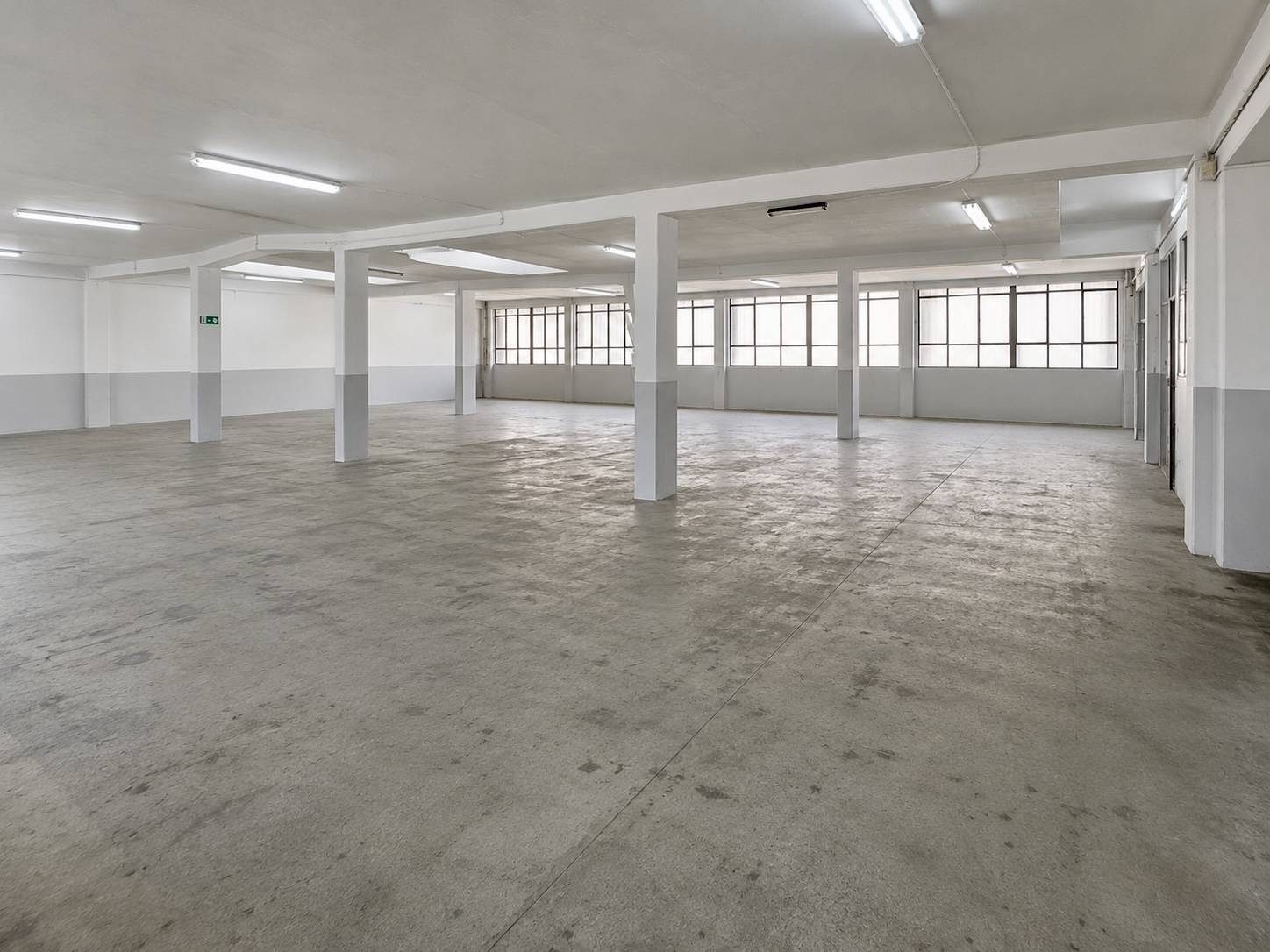 Magazzino in vendita a Rivoli, Cascine Vica