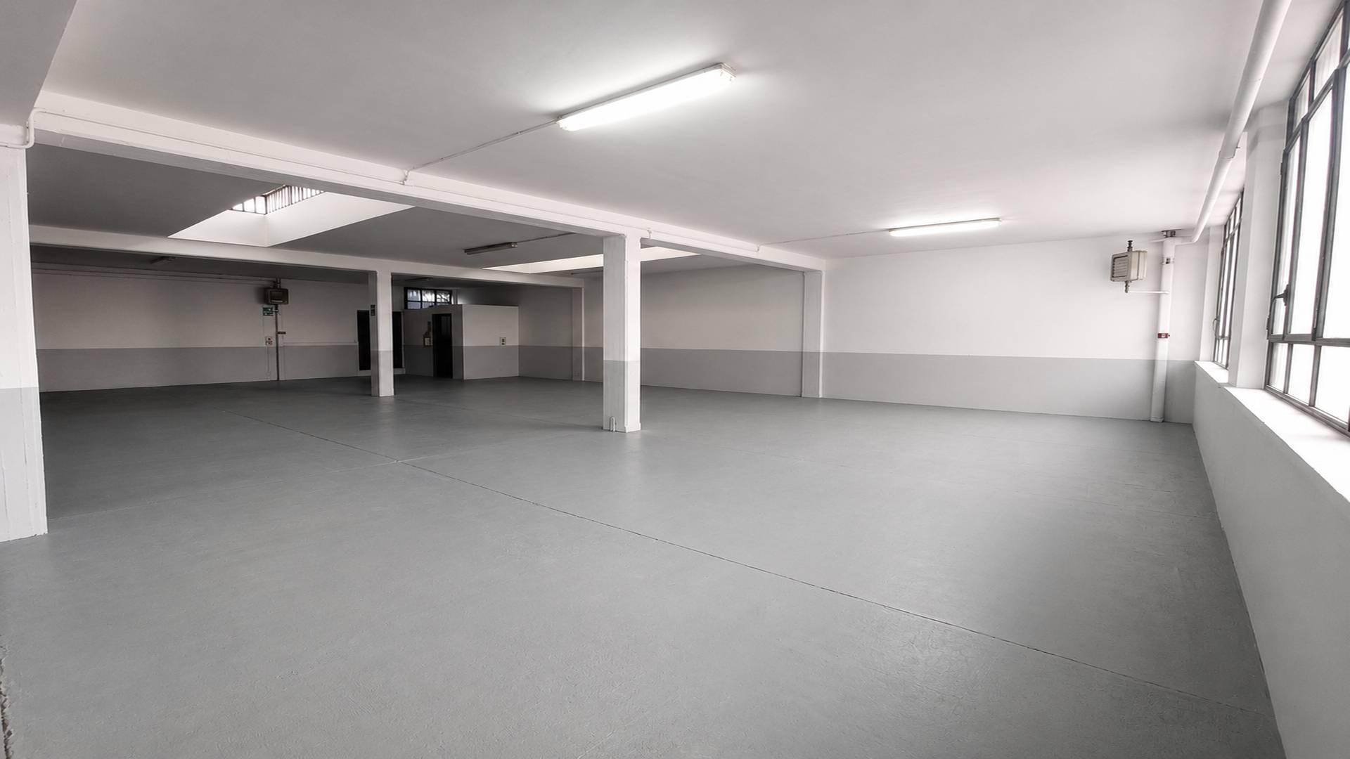 Magazzino in vendita a Rivoli, Cascine Vica