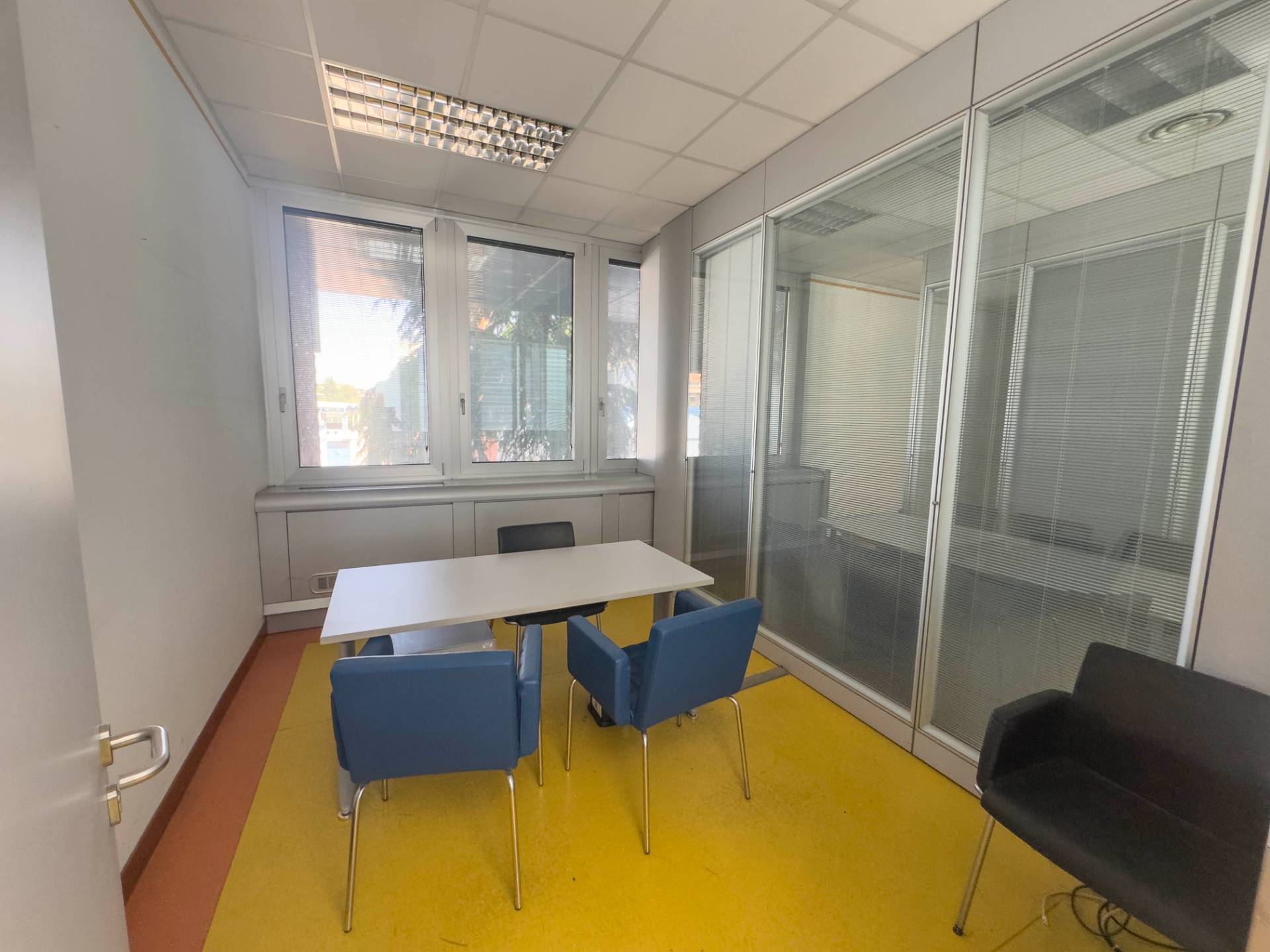 Ufficio in affitto a Moncalieri, C.so Roma
