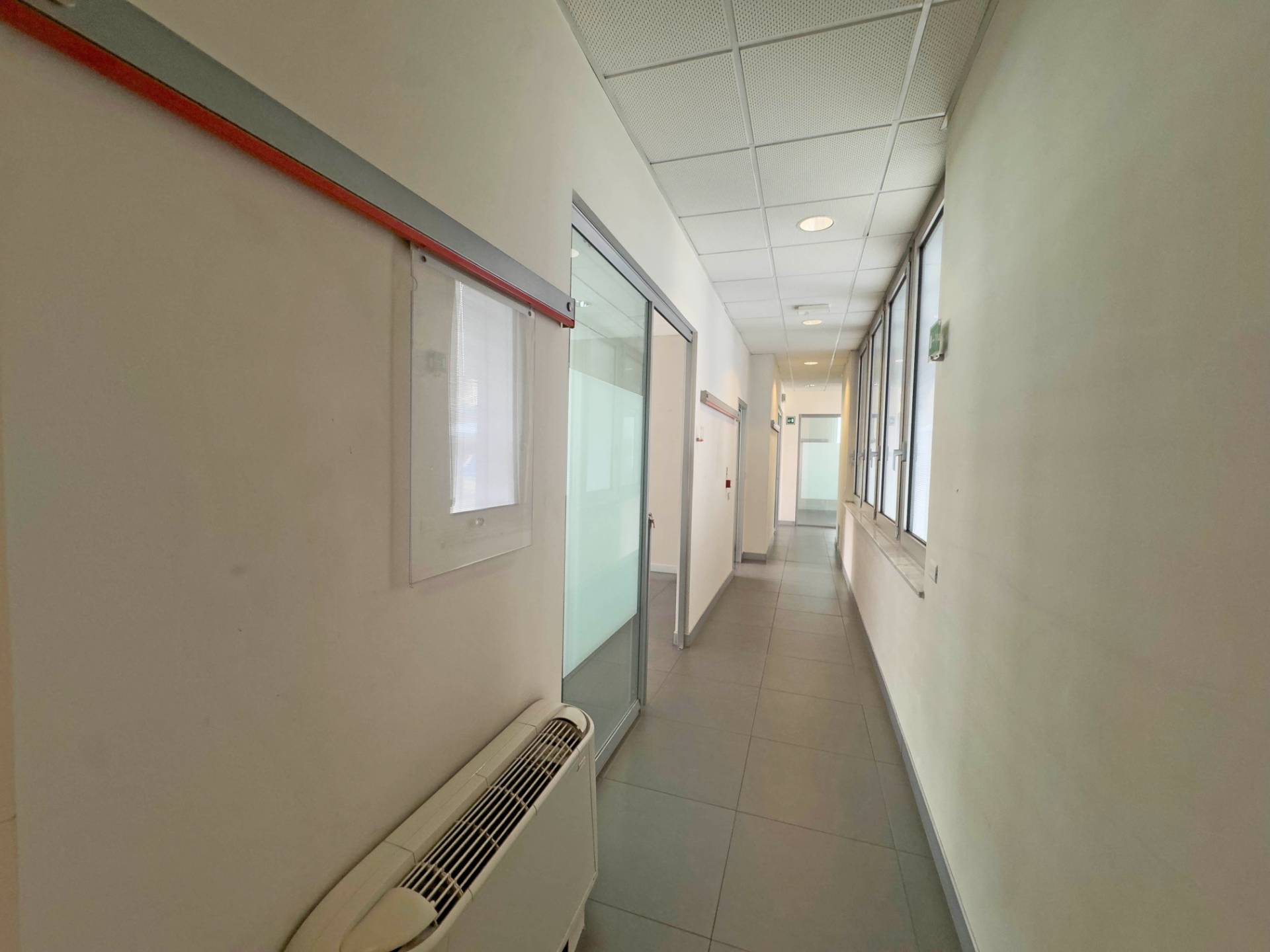 Ufficio in affitto a Moncalieri, C.so Roma