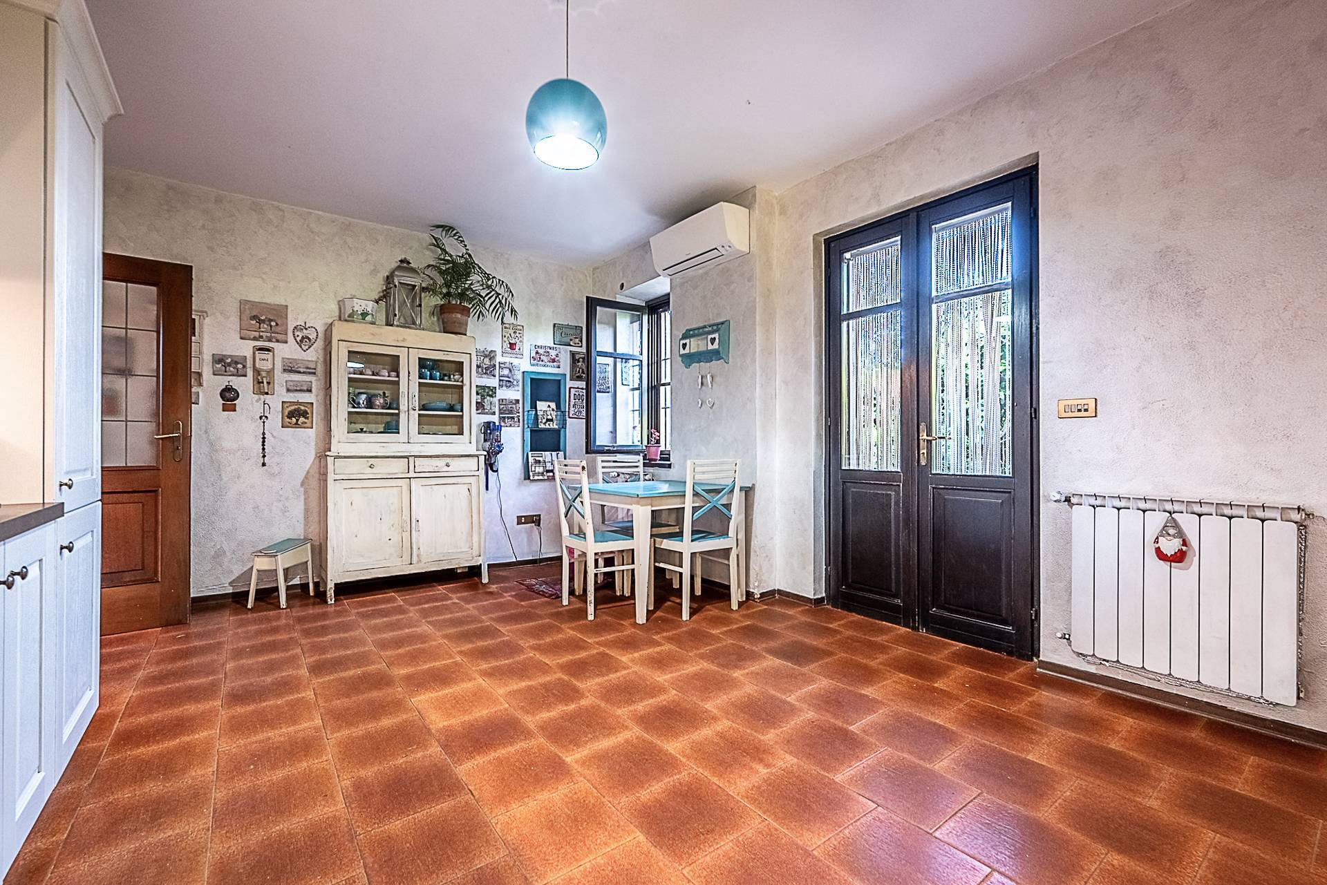 Villa in vendita a Chivasso, Mosche