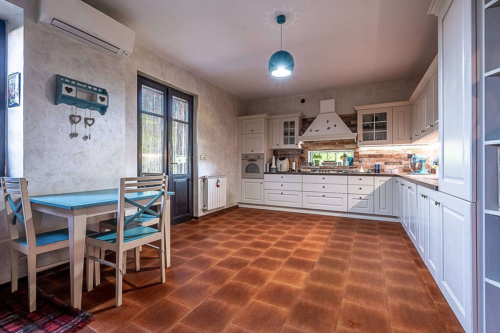 Villa in vendita a Chivasso, Mosche