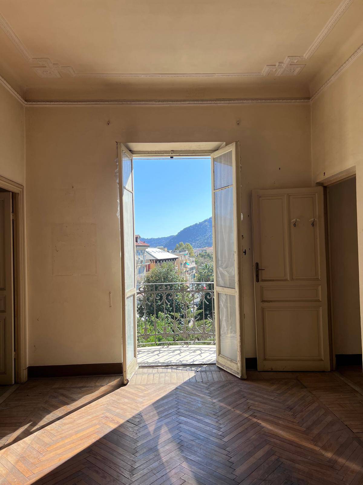 Appartamento in vendita a Alassio, Lungomare