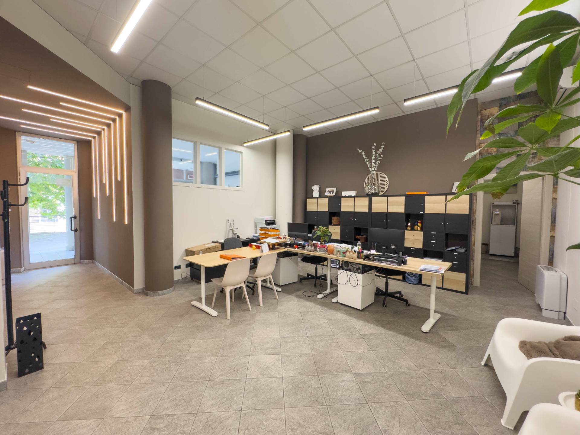Locale commerciale in vendita a Torino, Madonna Campagna