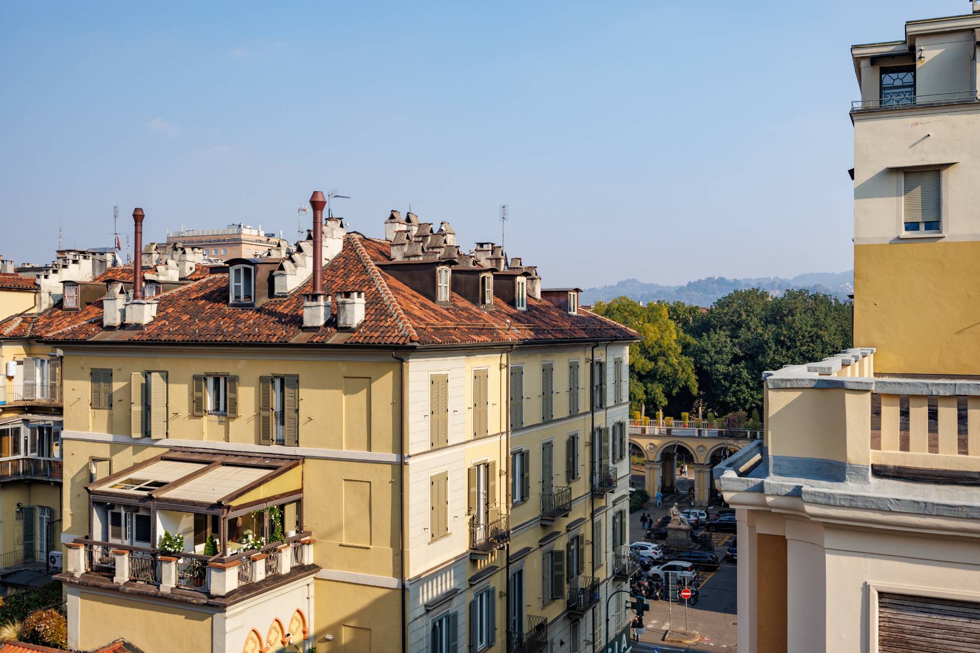 Appartamento in vendita a Torino, Centro