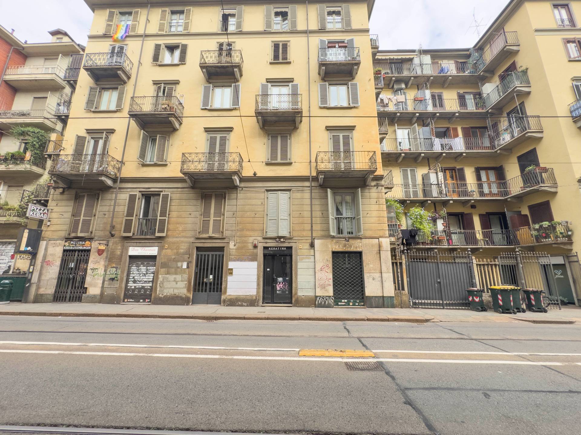 Negozio in vendita a Torino, San Salvario