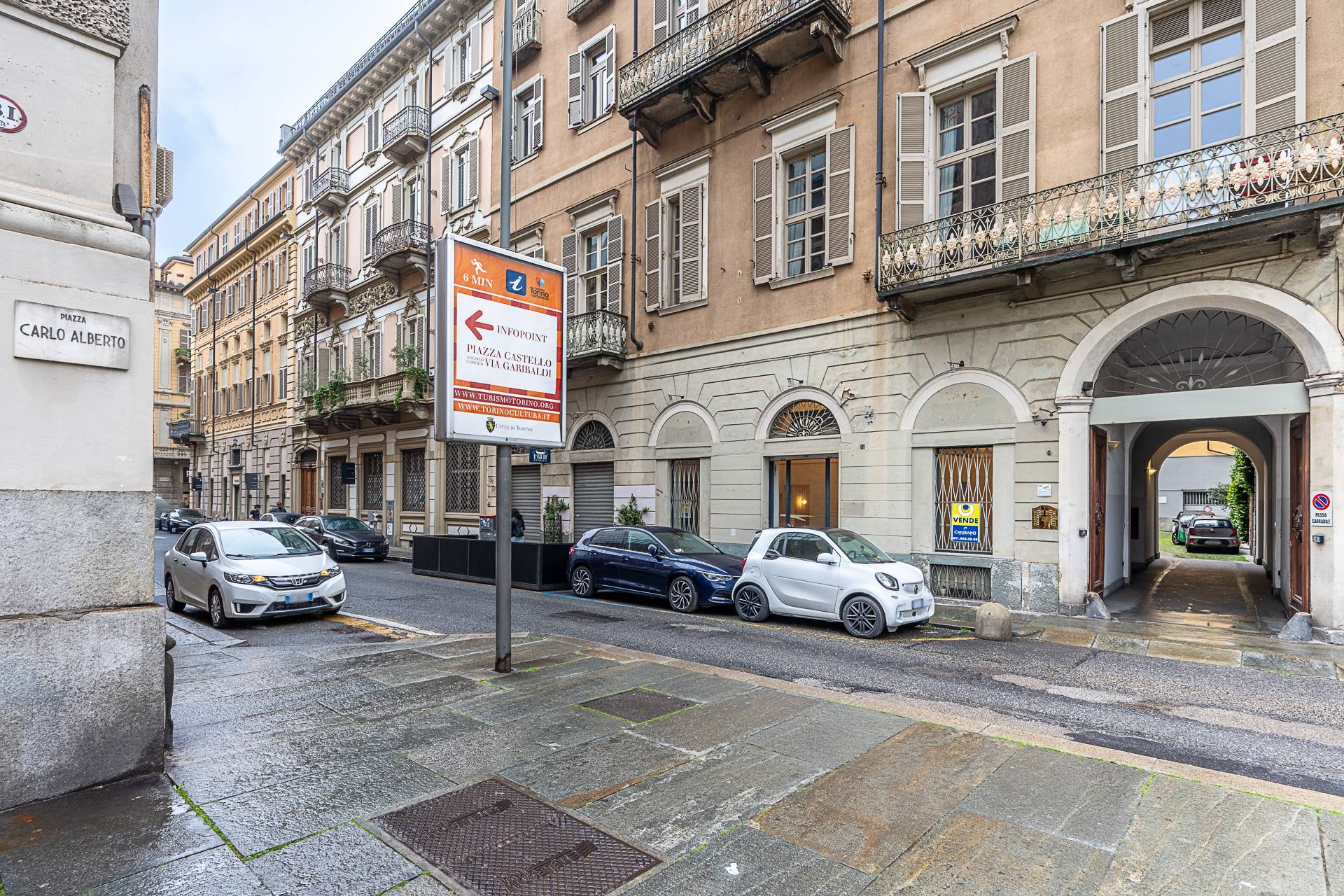 Locale commerciale in affitto a Torino, Centro