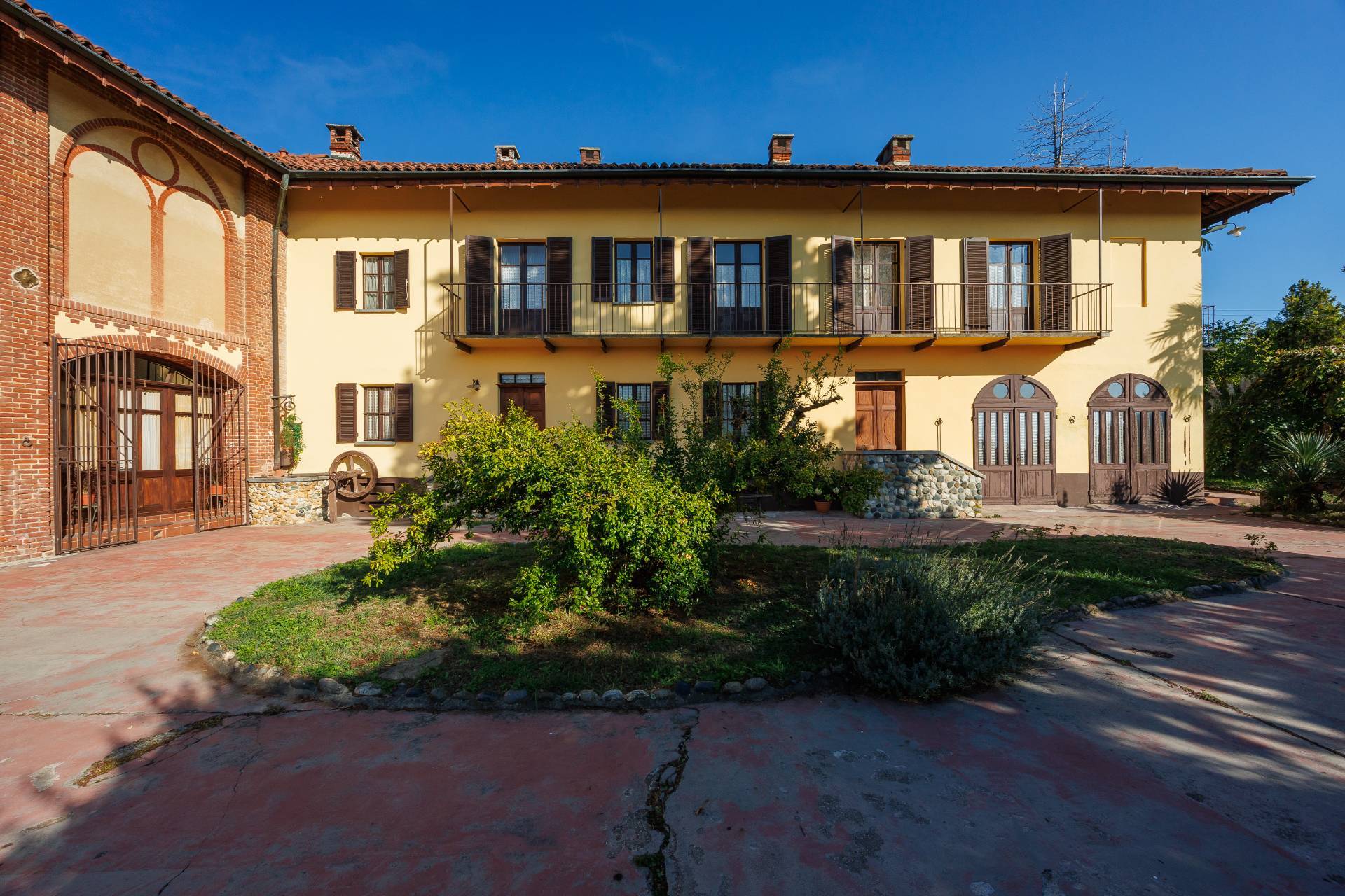 Villa in vendita a Castelnuovo Don Bosco